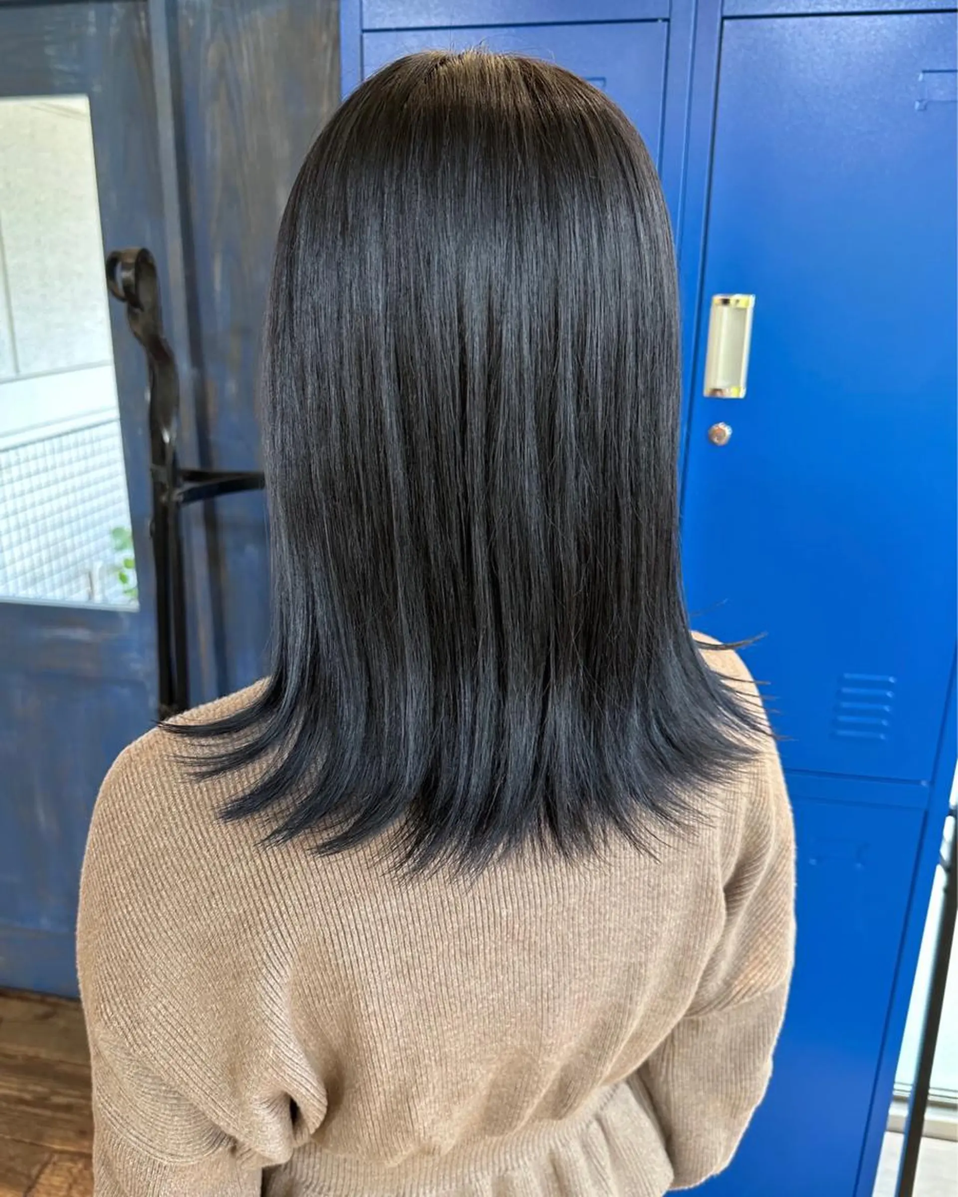 ミディアム カット ヘアカラー はまだ かんたのヘアスタイル