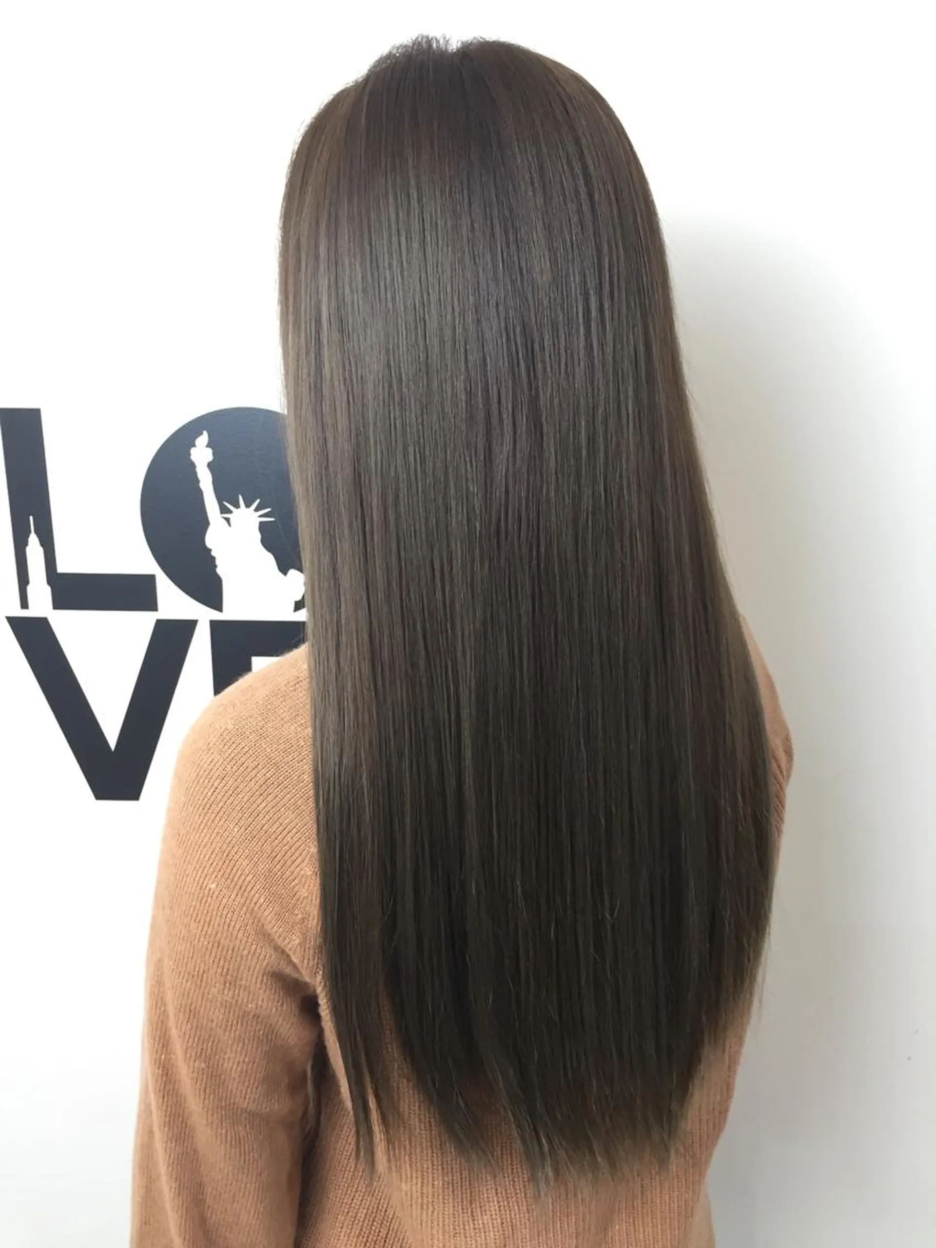ロング カラー グレージュ イルミナカラー カット ヘアカラー ✂️小顔カット✂️ 山本有紀のヘアスタイル