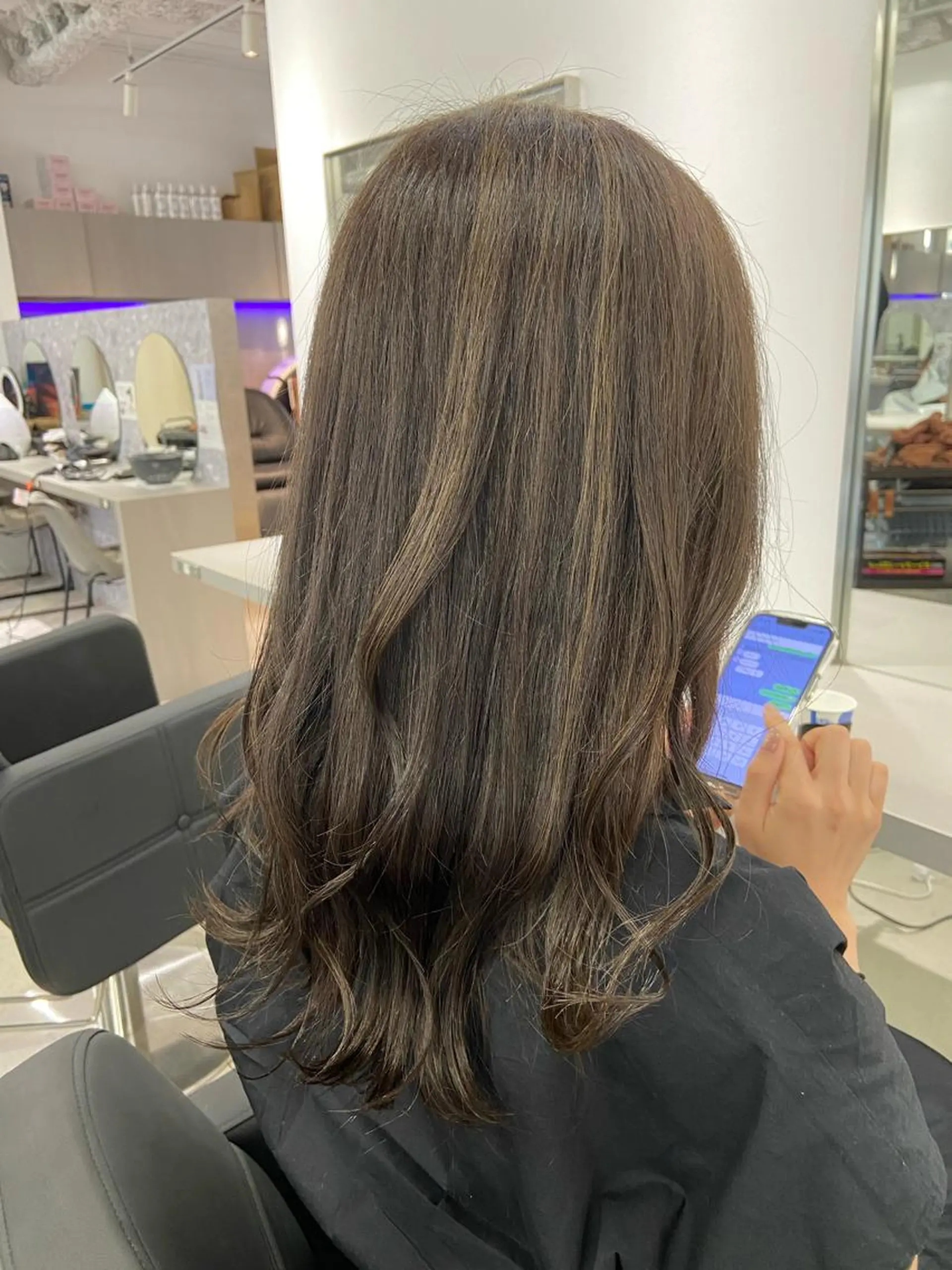 カラー EIGHT奥野 心太のヘアスタイル