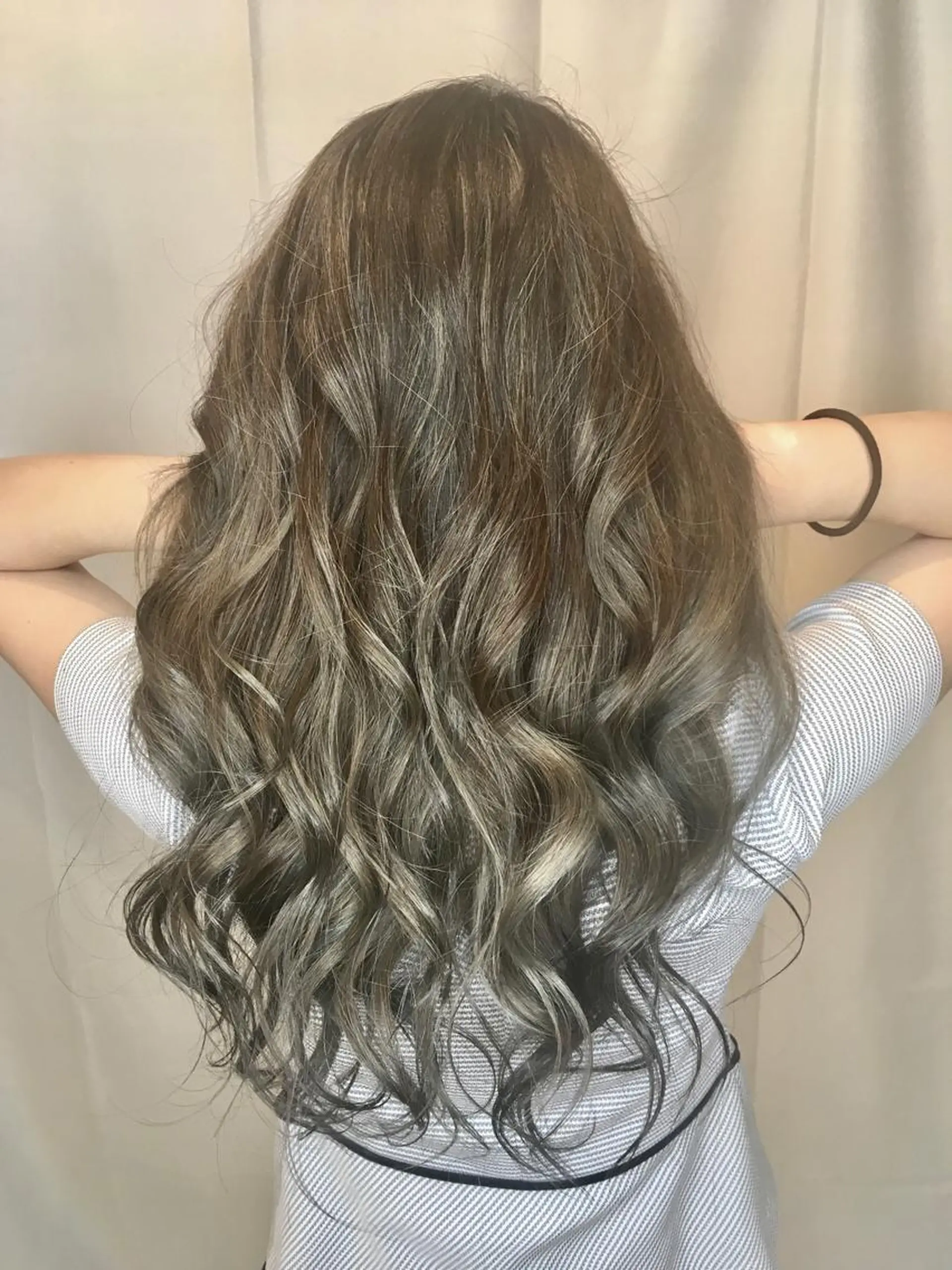ロング カラー MARDI GRAS 蘭丸のヘアスタイル