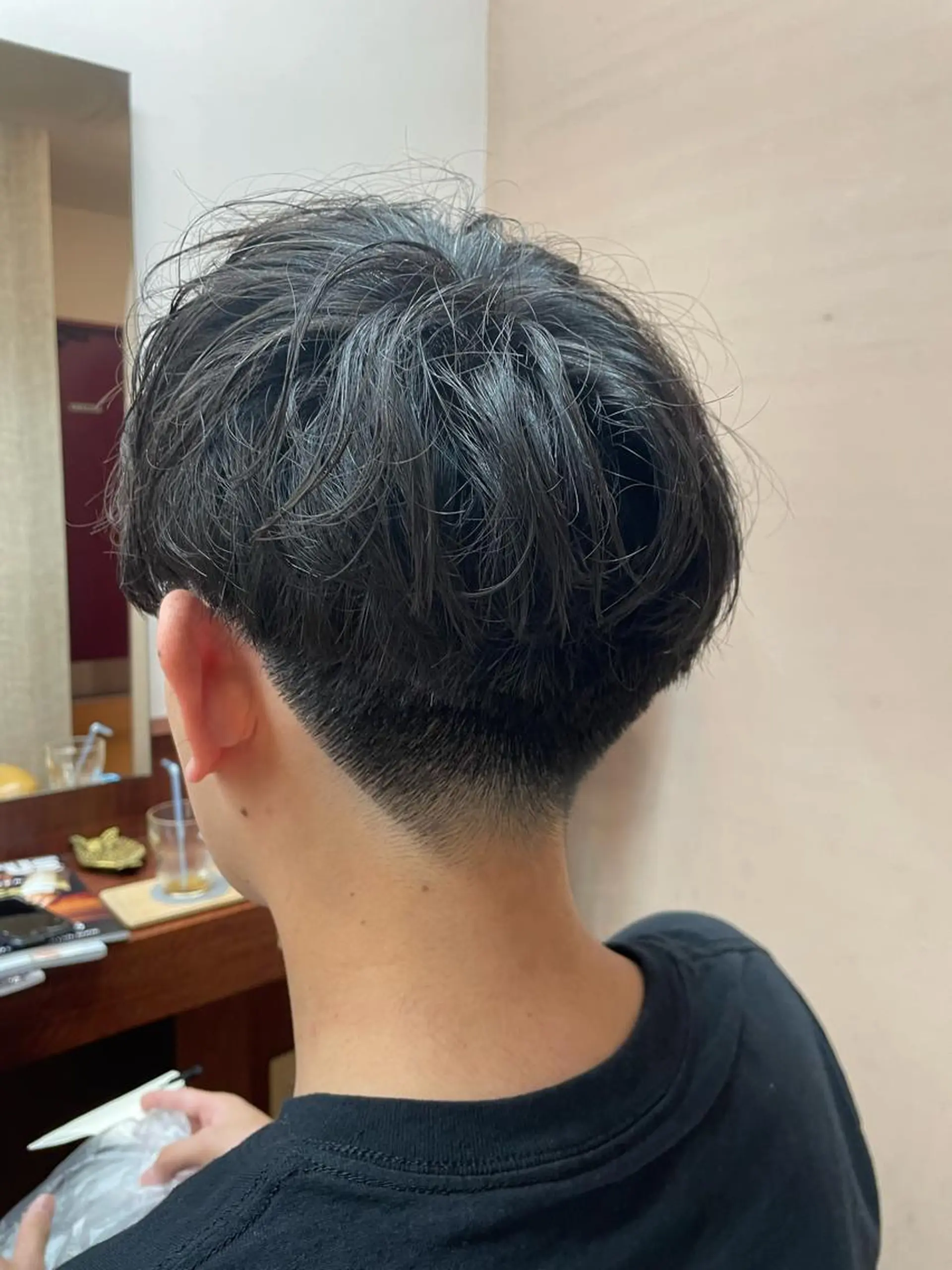 ショート メンズ ルキ🌈ブリーチカラ ー&メンズパーマ🦄のヘアスタイル