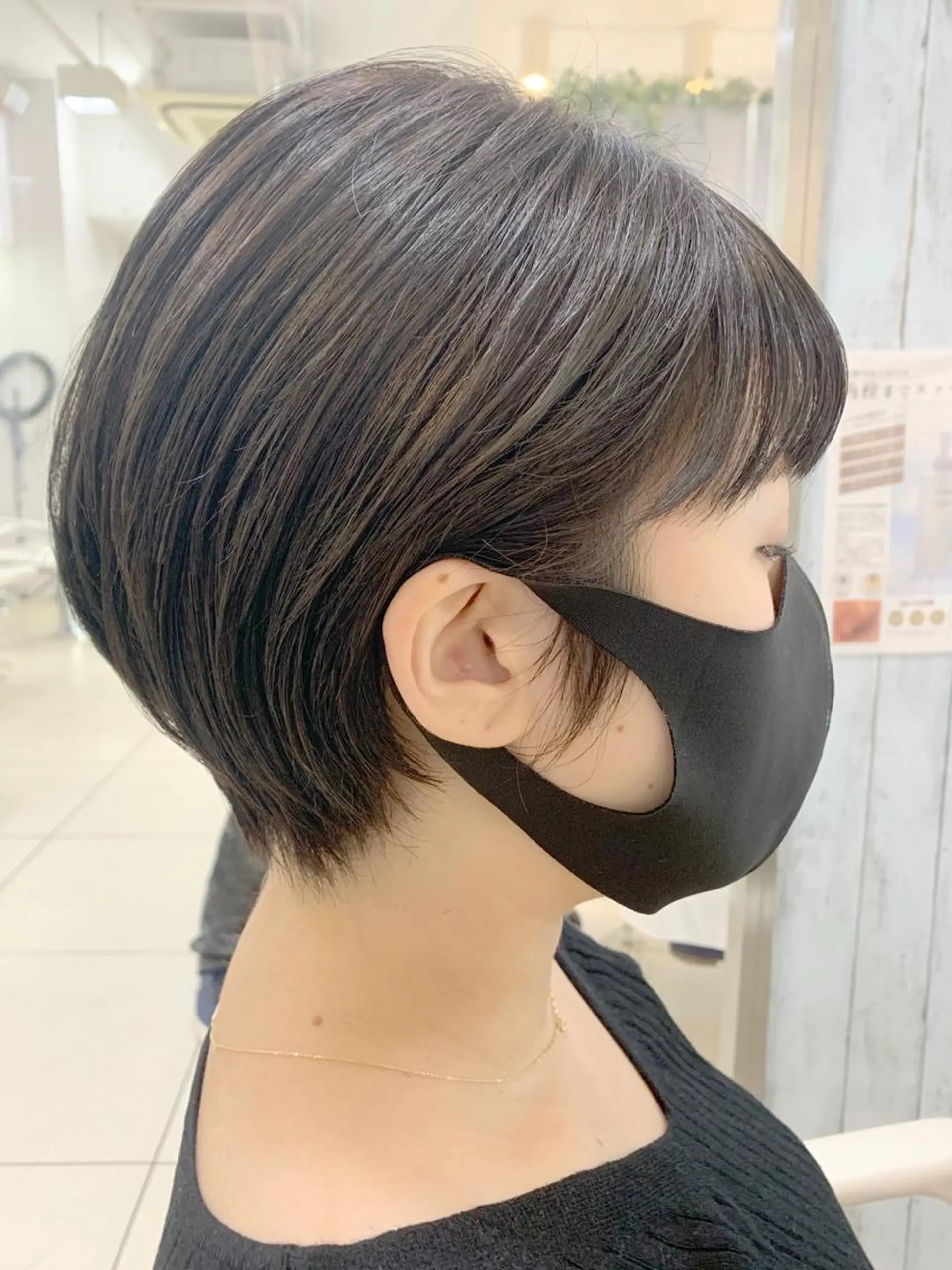 ショート ショートヘア コテ巻き風パーマ/ クロスパーマ/久岡のヘアスタイル