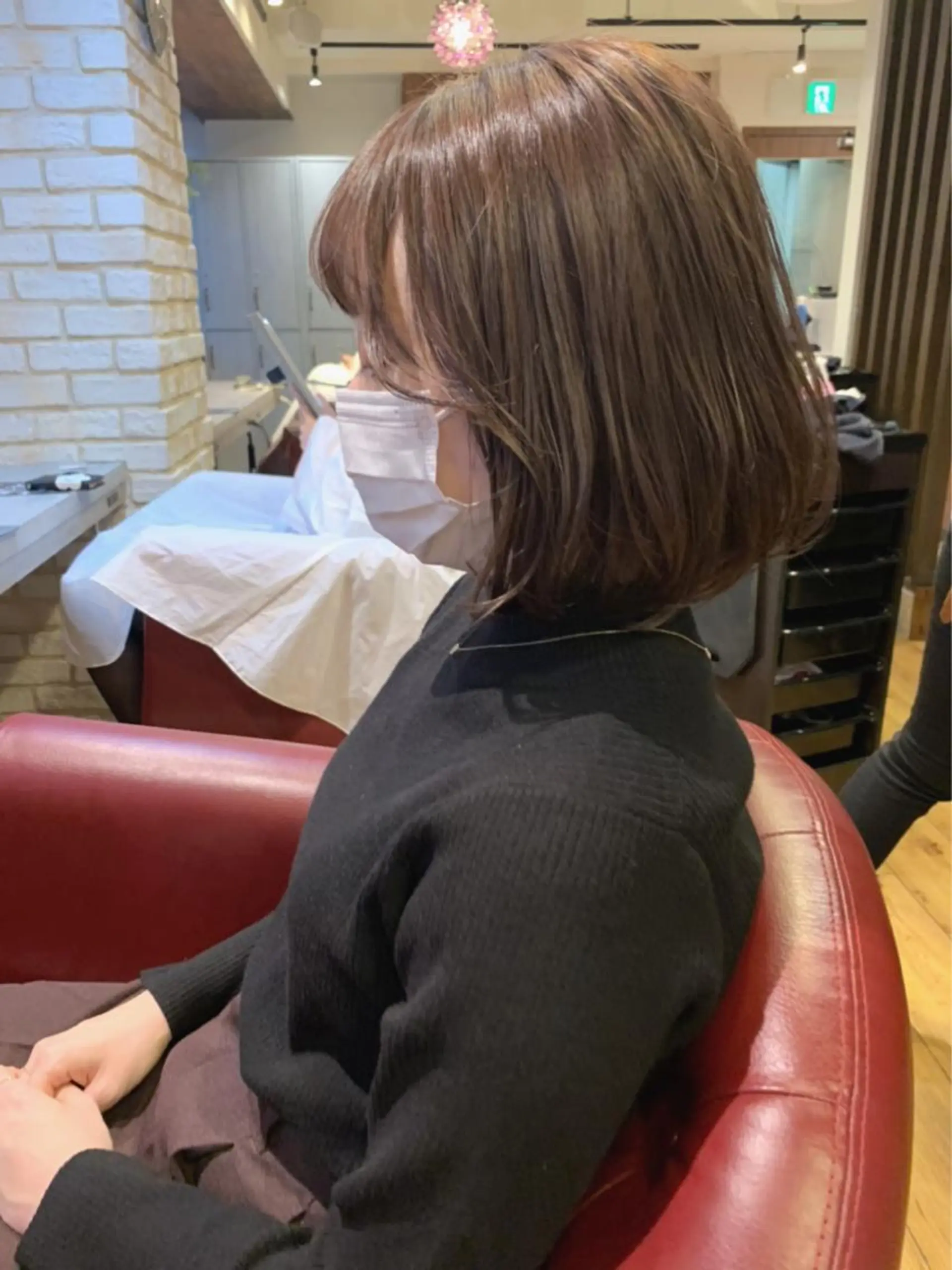 ショート カラー ブリーチ グレージュ ブリーチなしカラー 韓国風ヘア カット SALOWIN GINZA所属・✨ツヤ髪デザイナー ✨ひかり✨のヘアスタイル