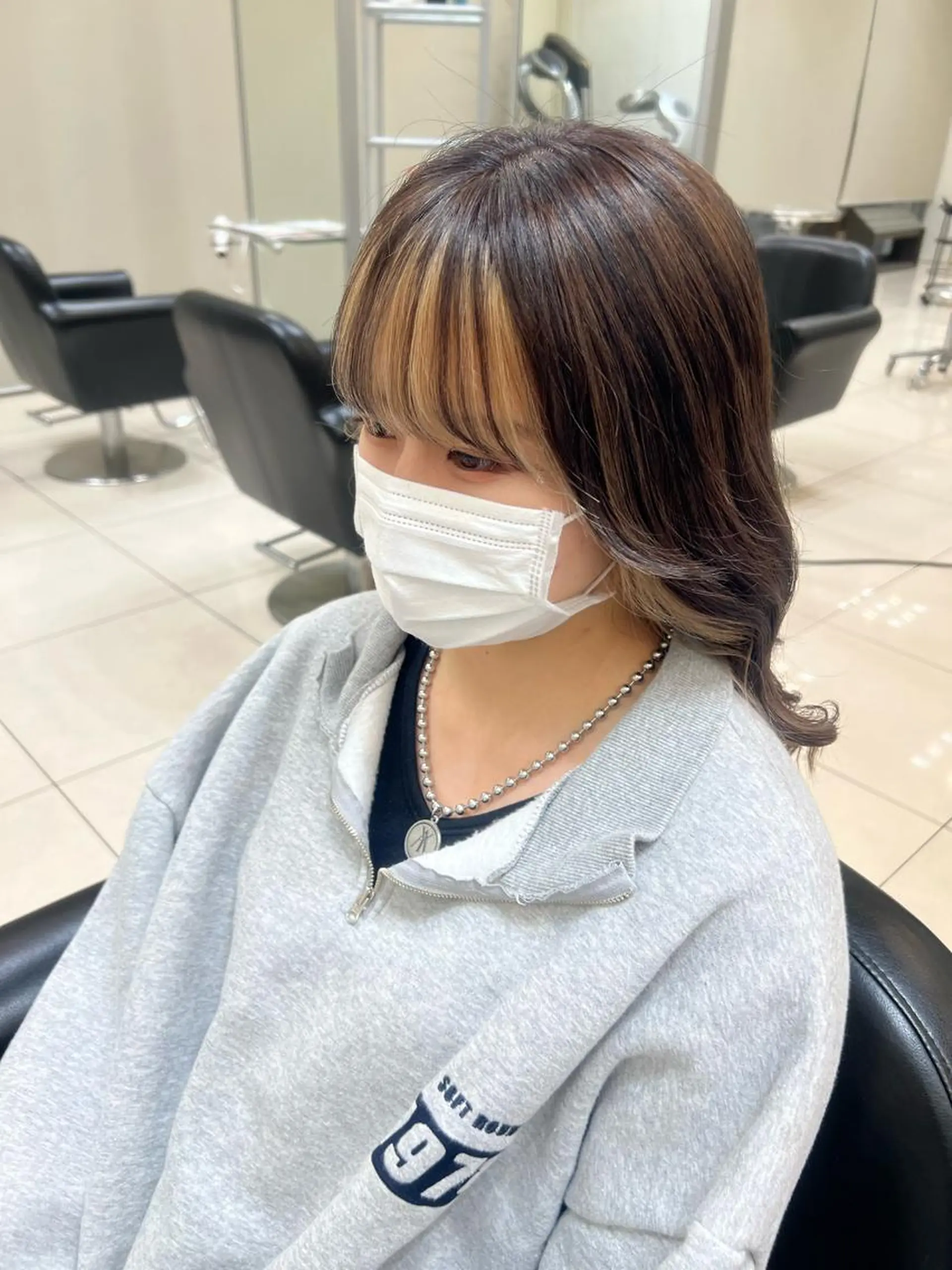 ミディアム ミストバング ヘアカラー トリートメント ハイトーン/美髪矯正 /ボブ特化/SOMAのヘアスタイル