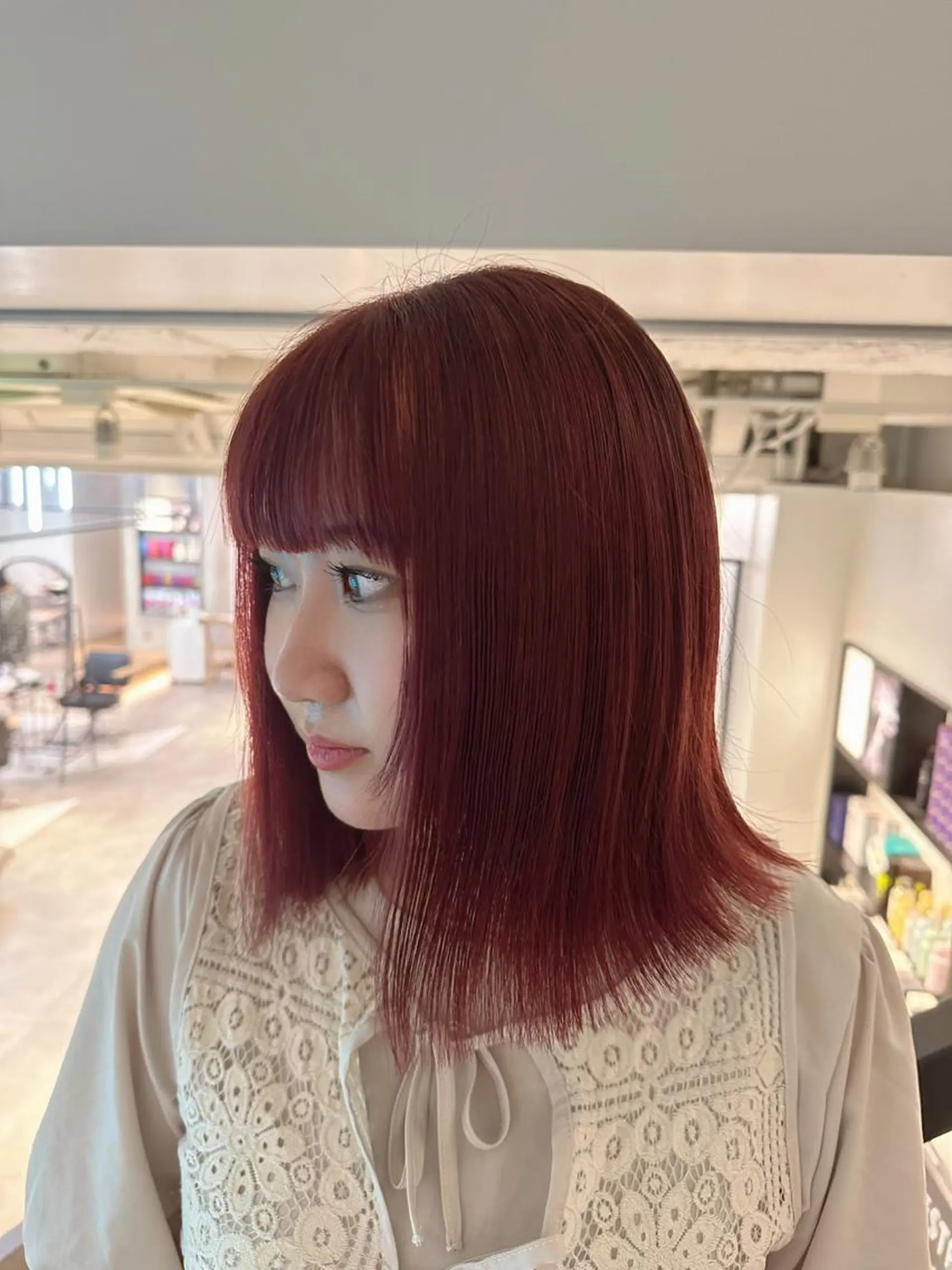 セミロング カラー ヘアアレンジ ヘアカラー ハイトーン特化 pepe🎀のヘアスタイル
