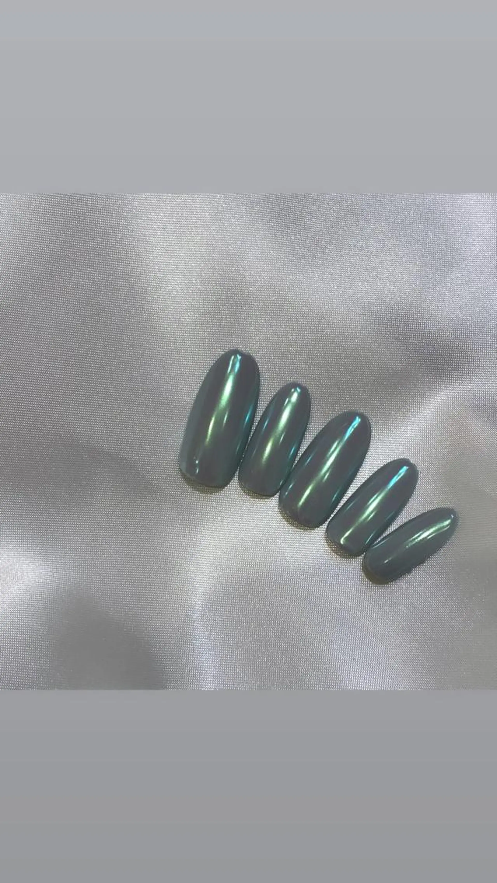 ネイル オーロラネイル sio.nail&eyebrow salon shimokitazawa2号店所属・nailist mana𖤐´-のネイルデザイン