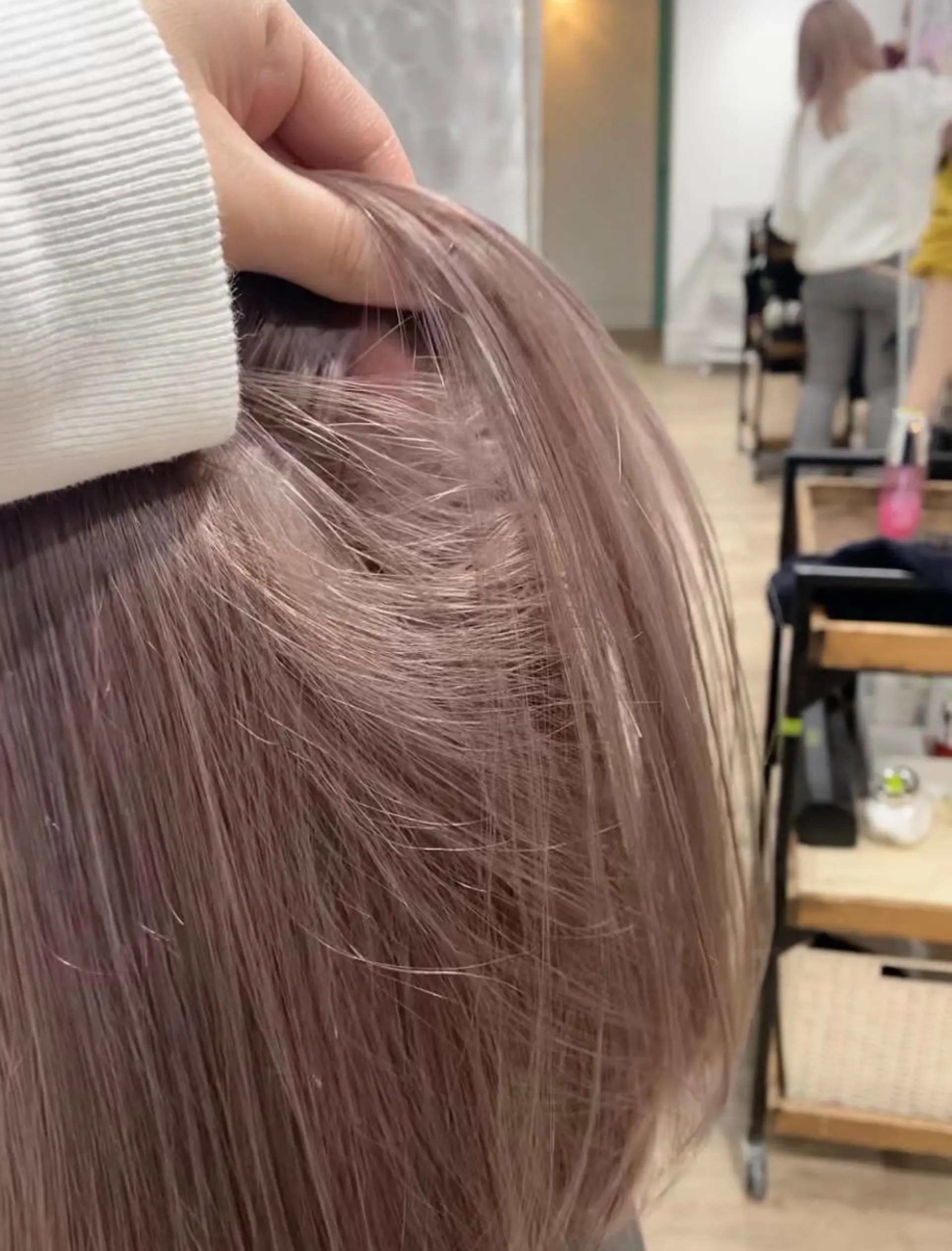 カラー ベージュカラー ブリーチ ケアブリーチ 透明感カラー ピンクカラー ヘアカラー トリートメント KAYLEE ayanoのヘアスタイル