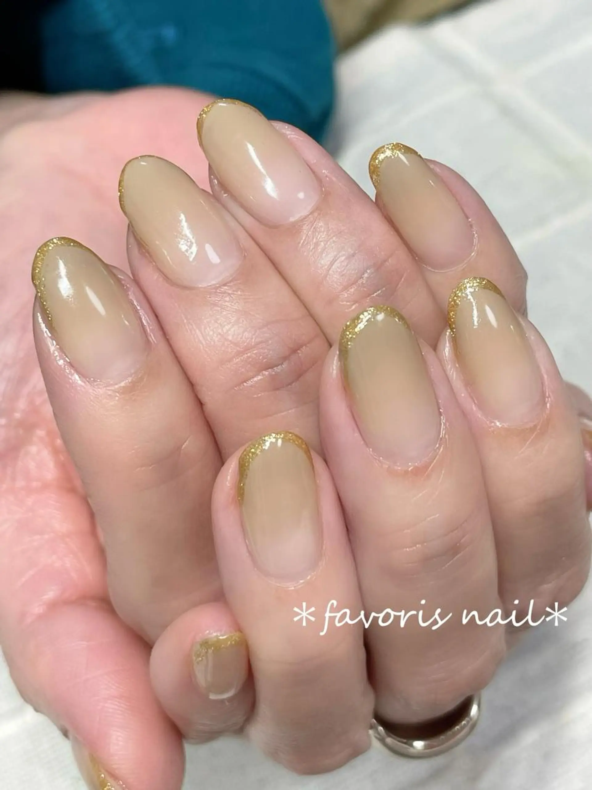 ネイル グラデーション favoris nail🌼のネイルデザイン