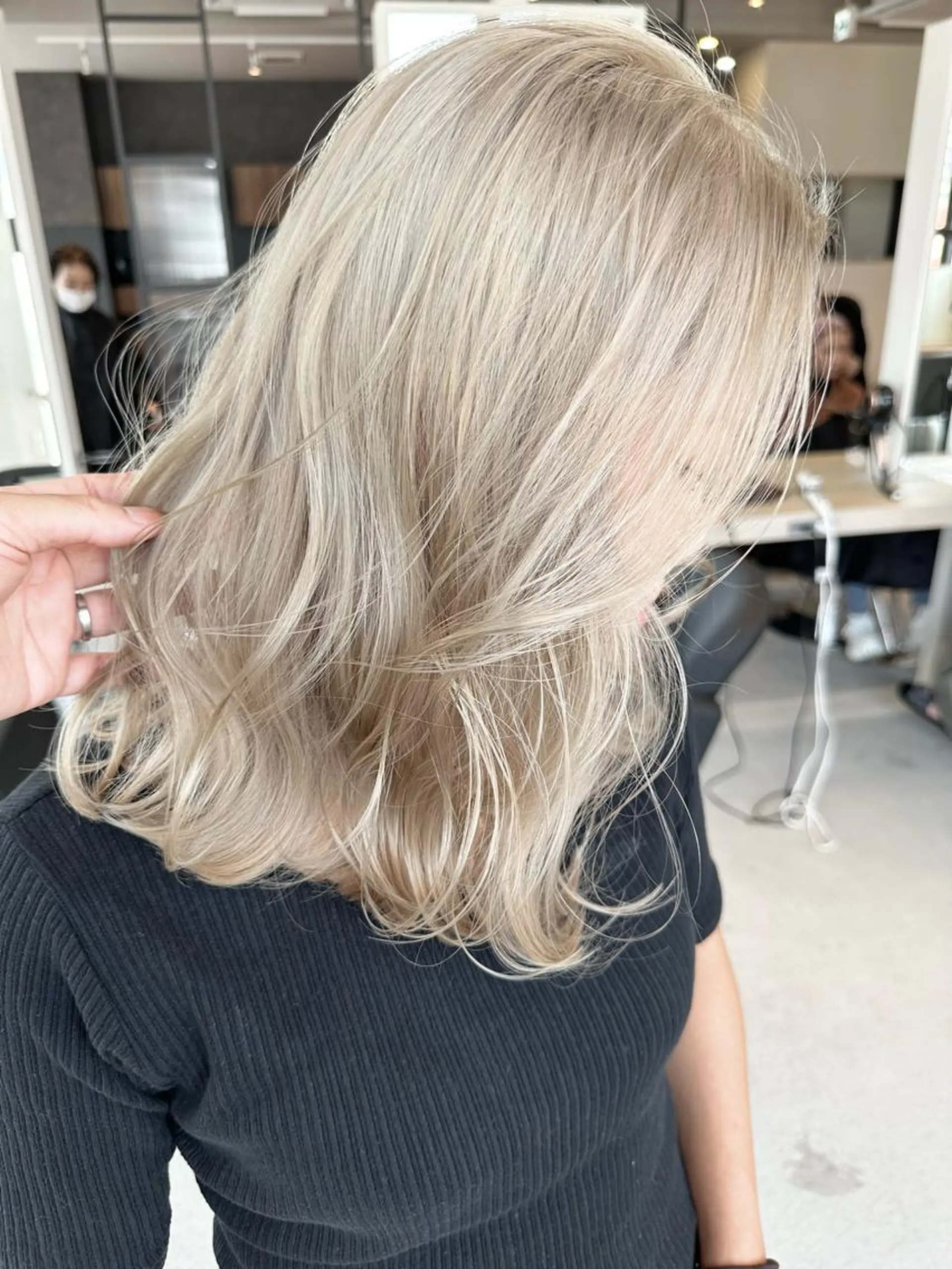 ミディアム カラー パーマ ヘアアレンジ メンズ キッズ マツエク・マツパ アイブロウ ヘアカラー トリートメント 井上 一平のヘアスタイル