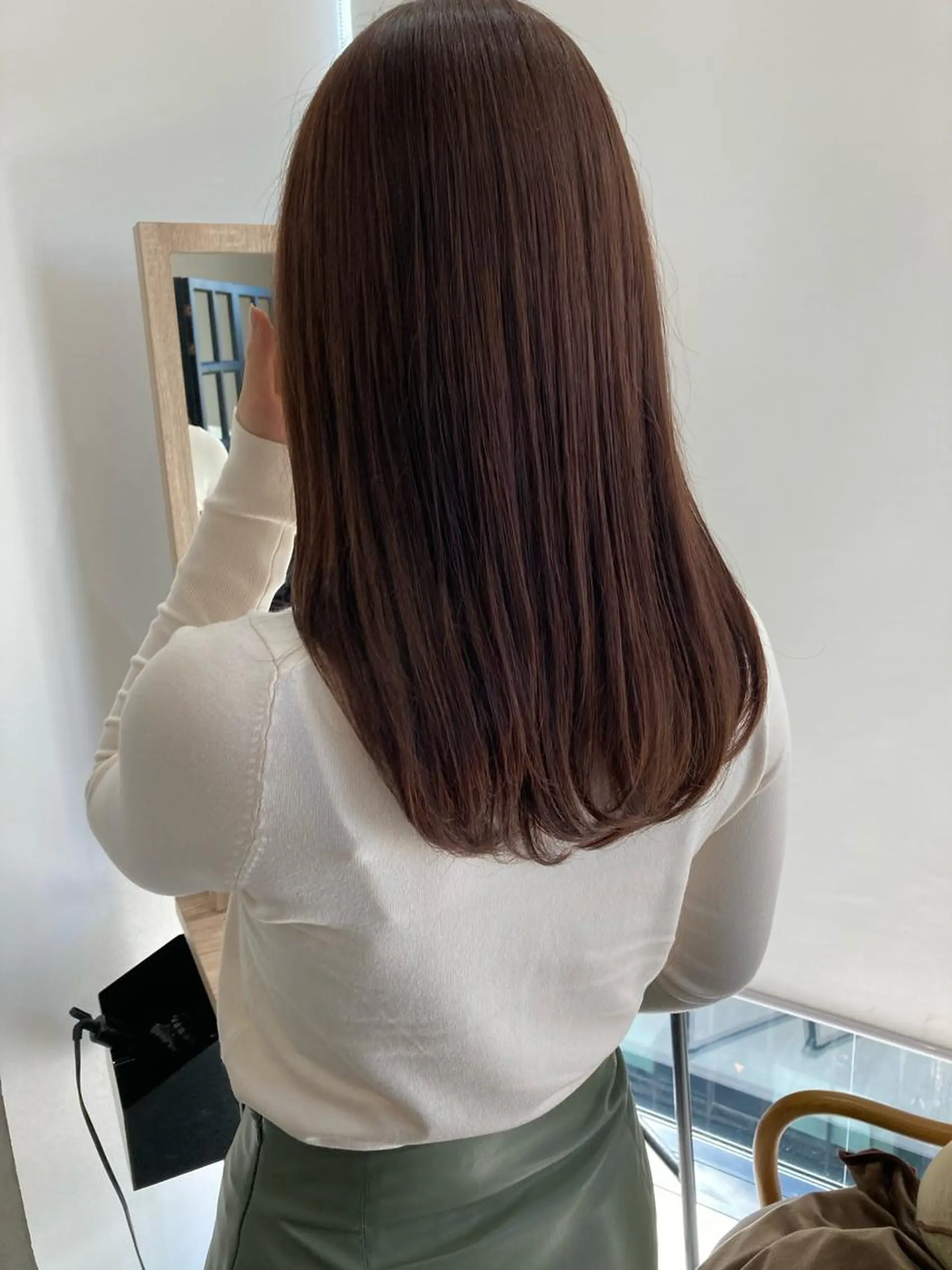 セミロング ヘアカラー トリートメント ✨色持ちの良い艶 カラー✨蟹江真世のヘアスタイル