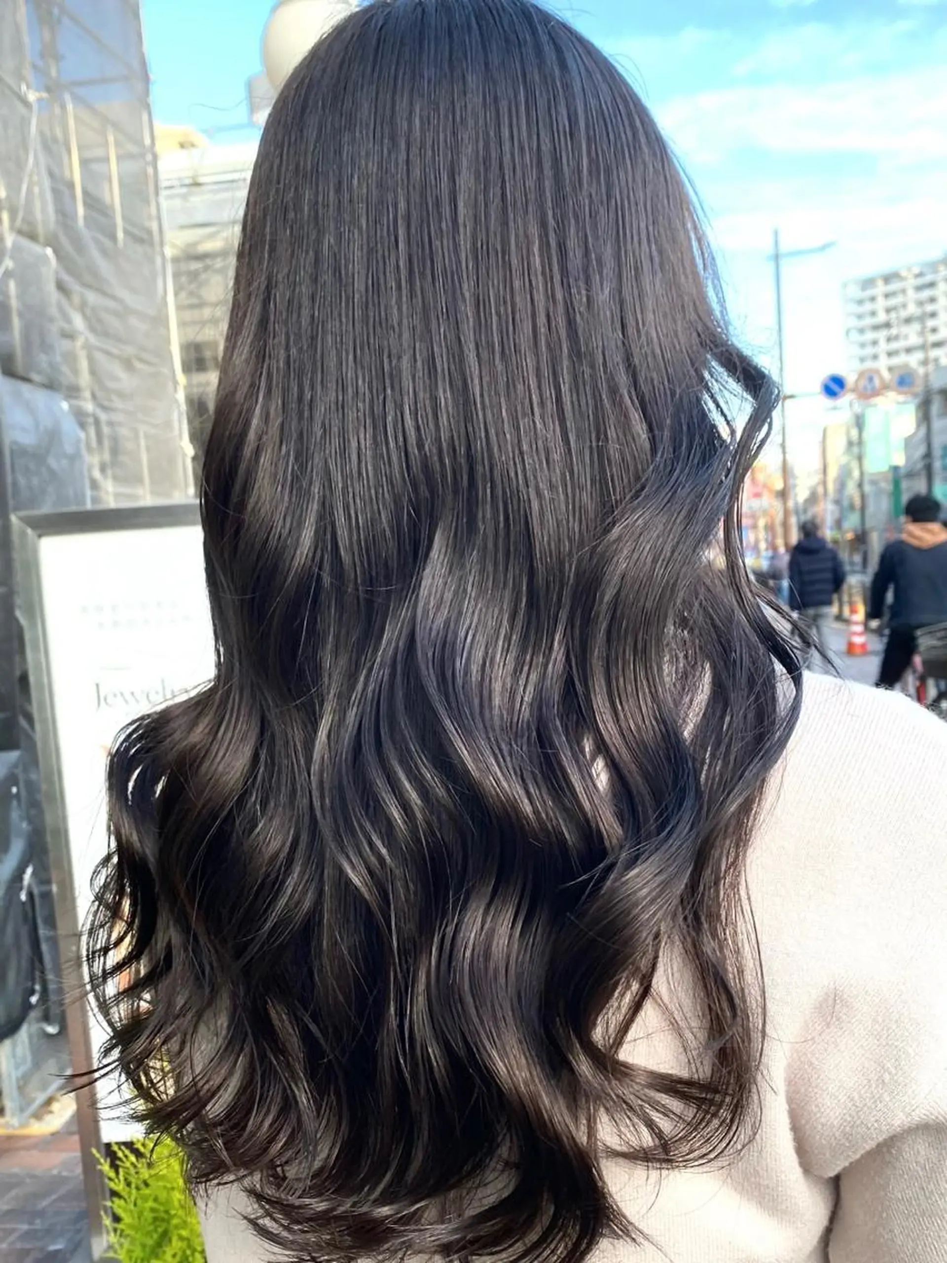 ロング カラー ヘアカラー トリートメント ミルクティーレイヤー 大澤竜馬のヘアスタイル