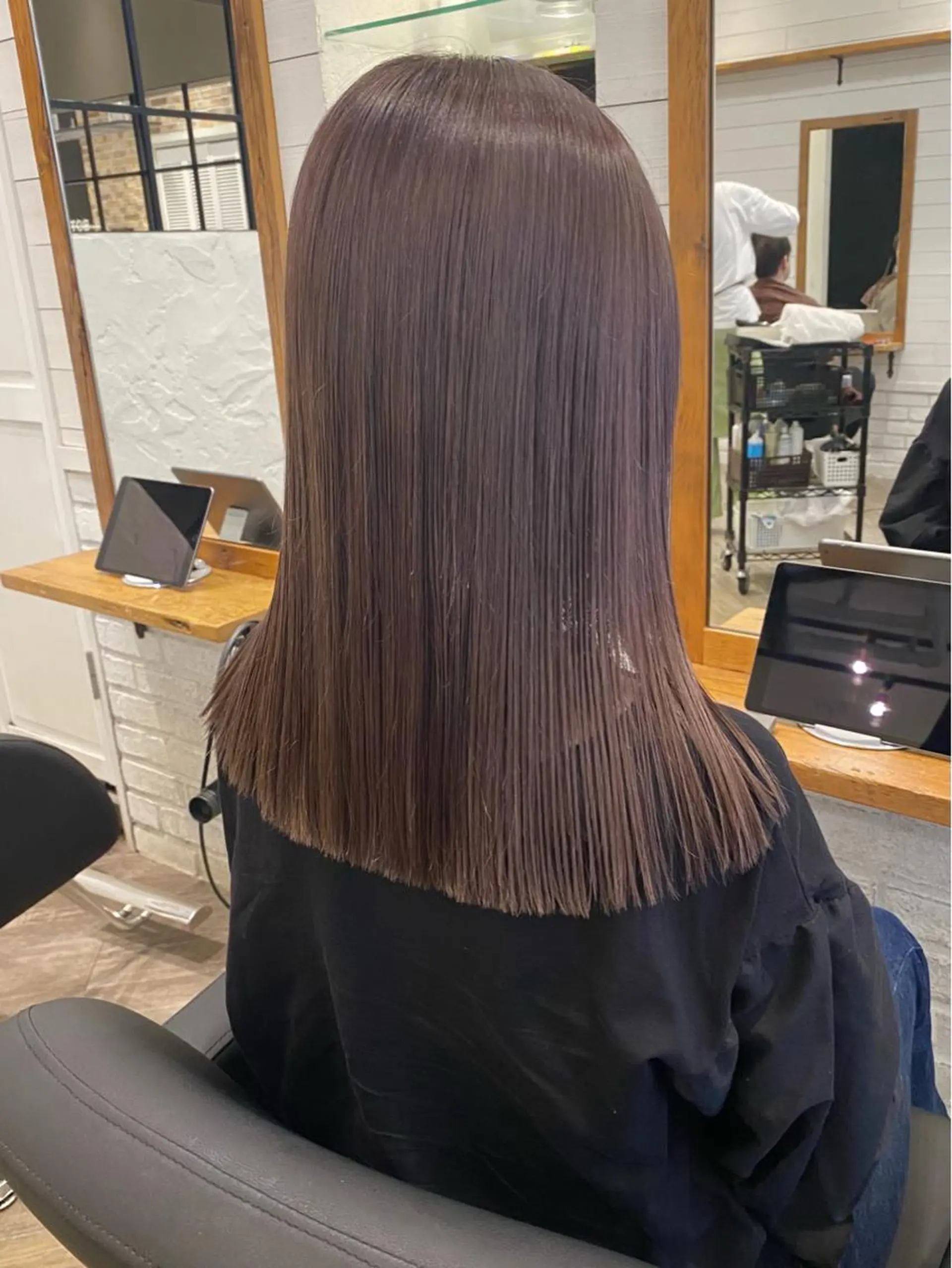 セミロング カラー ベージュカラー グレージュ パープルカラー パープルグレージュ 🌟アレンジが似合う カラー🌟Rumiのヘアスタイル