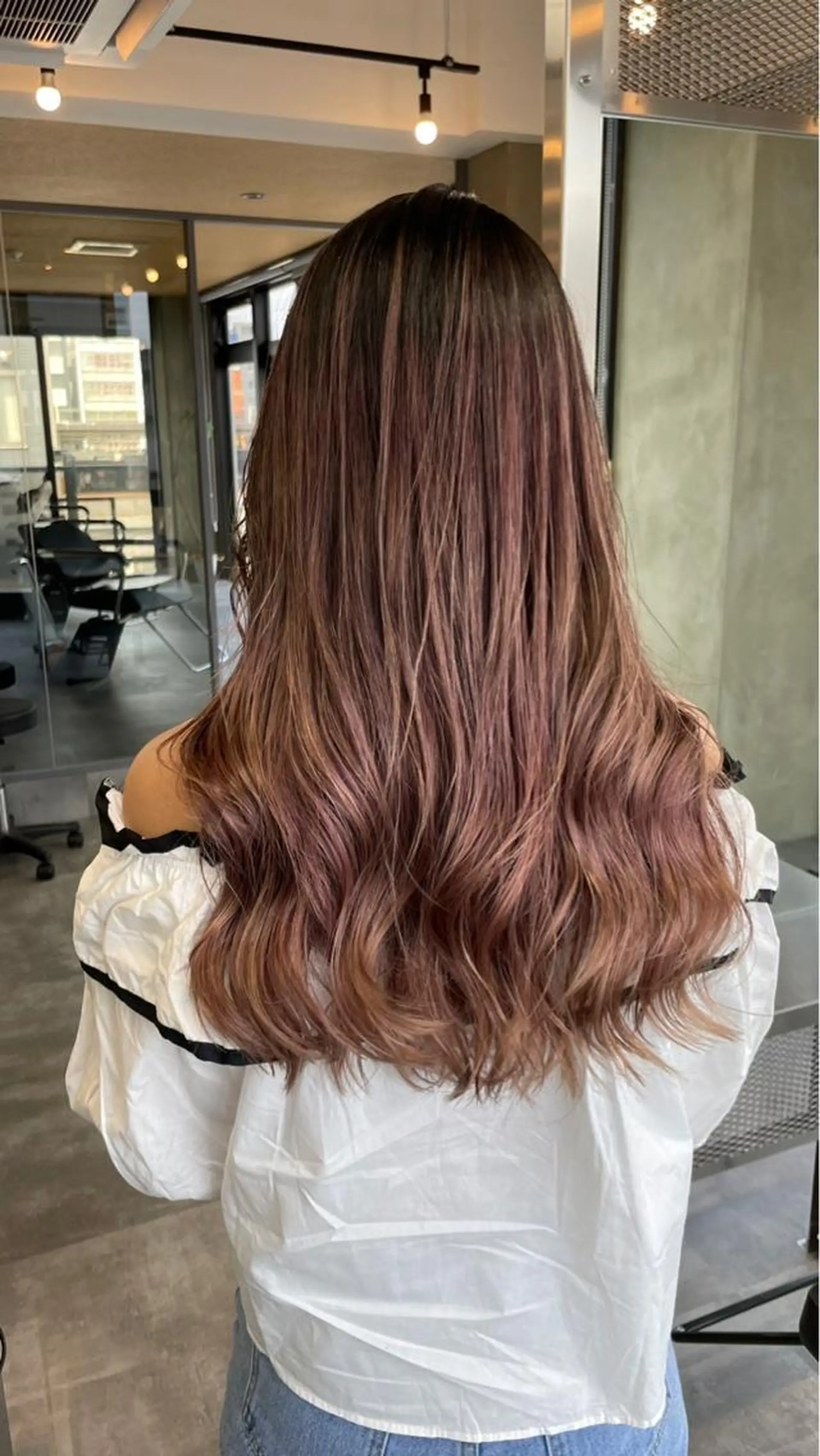 カラー ヘアカラー 児嶋 結衣のヘアスタイル