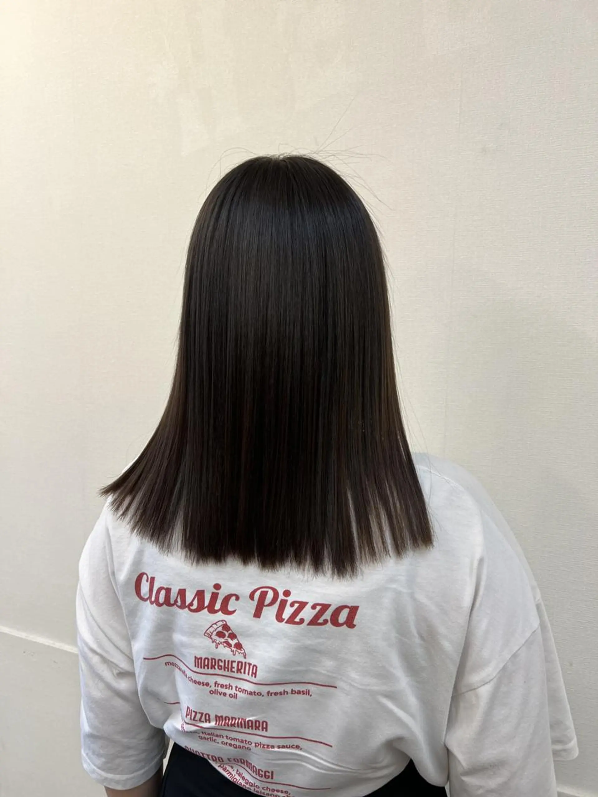 ミディアム 髪質改善 トリートメント カット ヘアカラー 縮毛矯正 トリートメント 崎山 瑠依のヘアスタイル