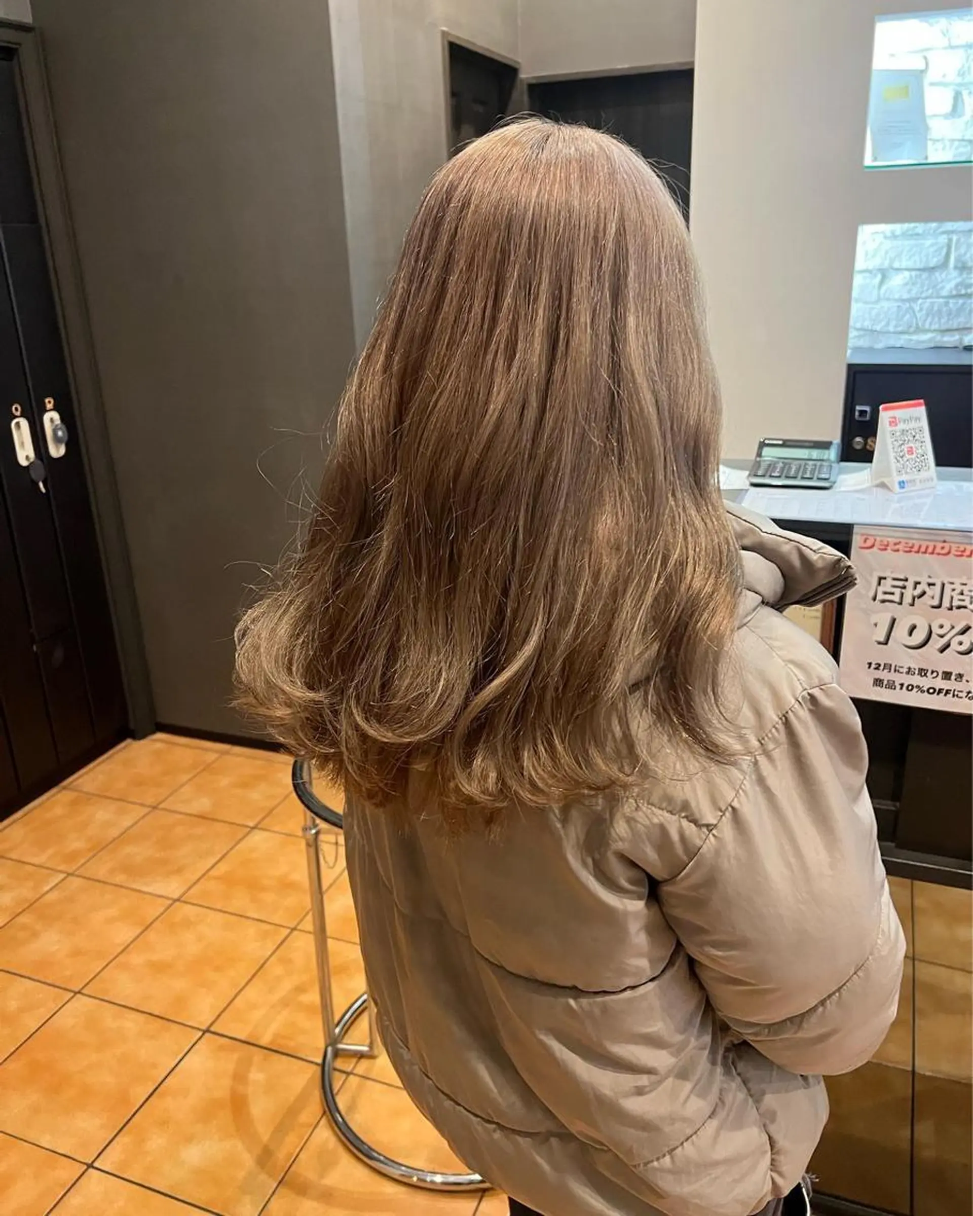 ロング カラー ベージュカラー ミルクティーベージュ SOYONなんば店 ／韓国風のヘアスタイル