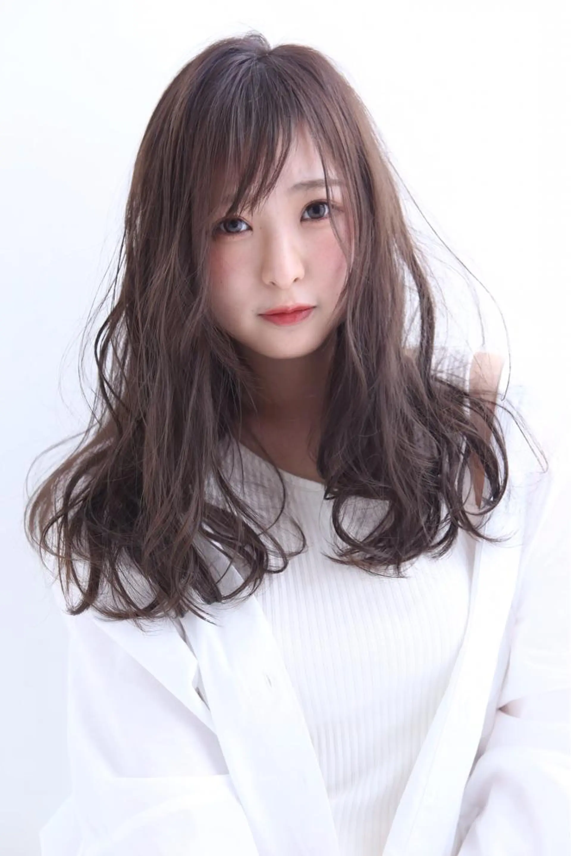 セミロング カラー 透明感カラー ヘアカラー インナーカラー/ ストレート/奥野洸也のヘアスタイル