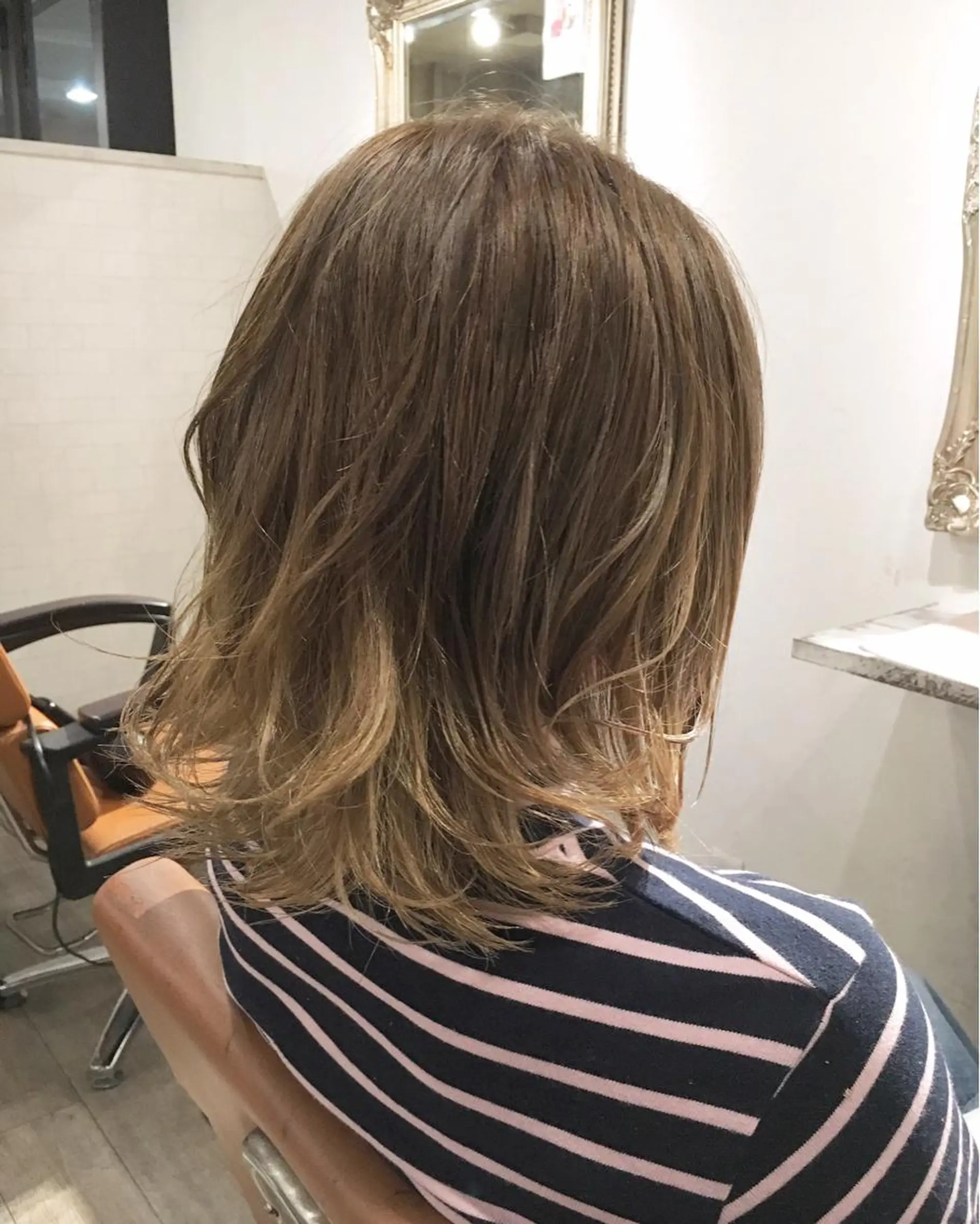 ショート カラー グラデーションカラー ハイライトカラー ハイライト JIL BLAN 京都のヘアスタイル