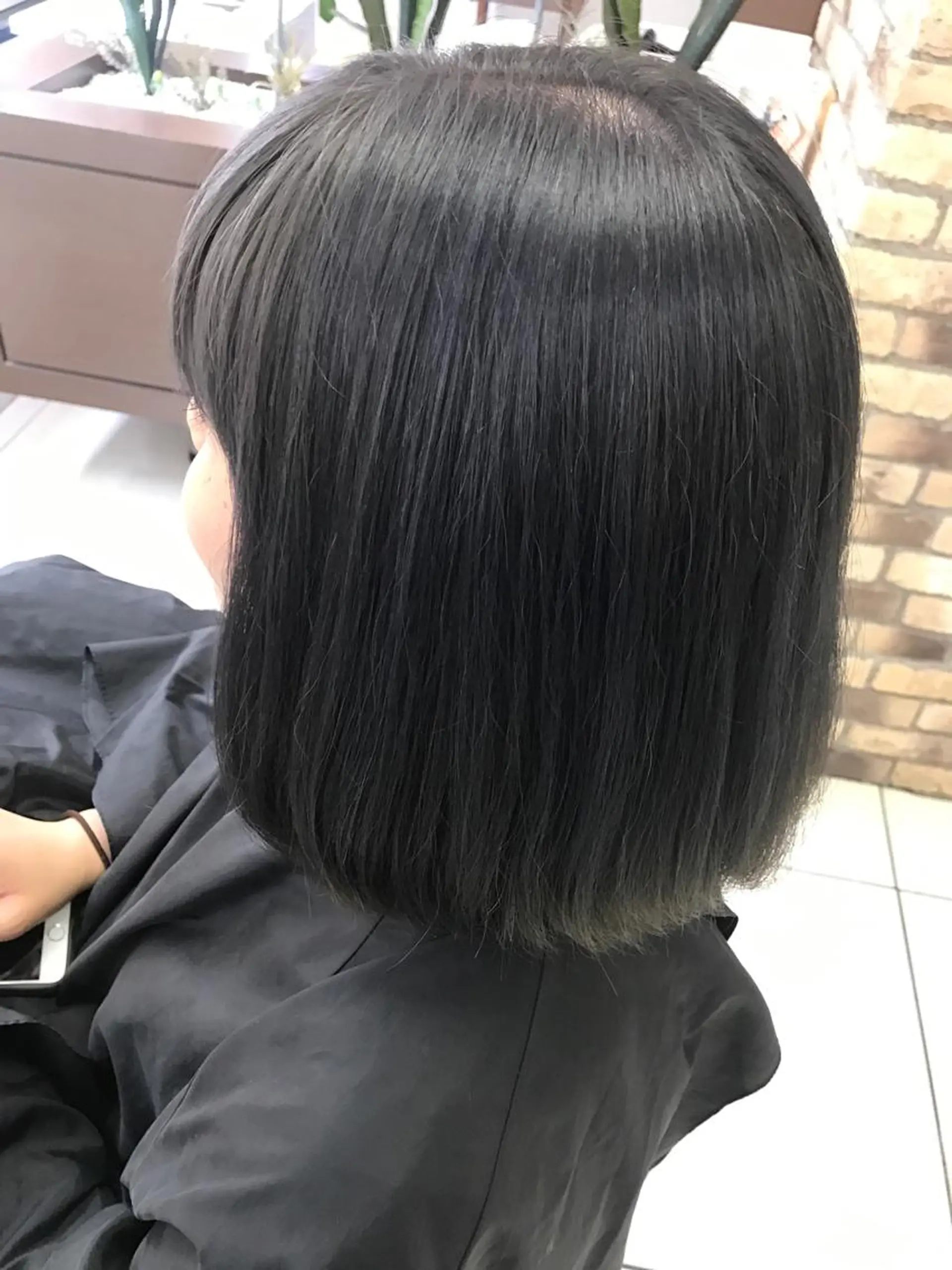 ショート アッシュ ママ美容師まつげ 🤍まき🤍のヘアスタイル