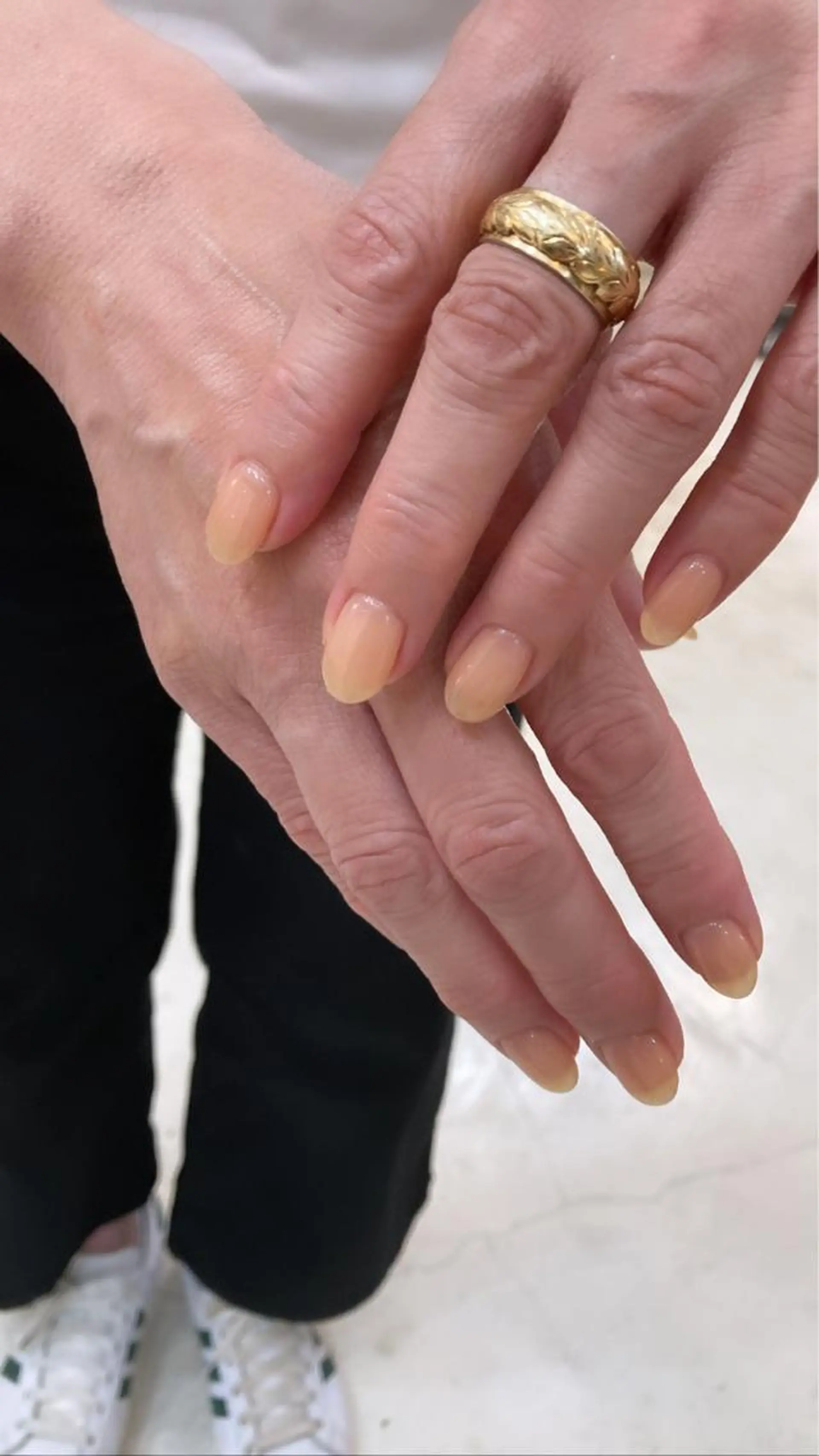 ネイル nailsalon hue所属・小山 羽奈のネイルデザイン