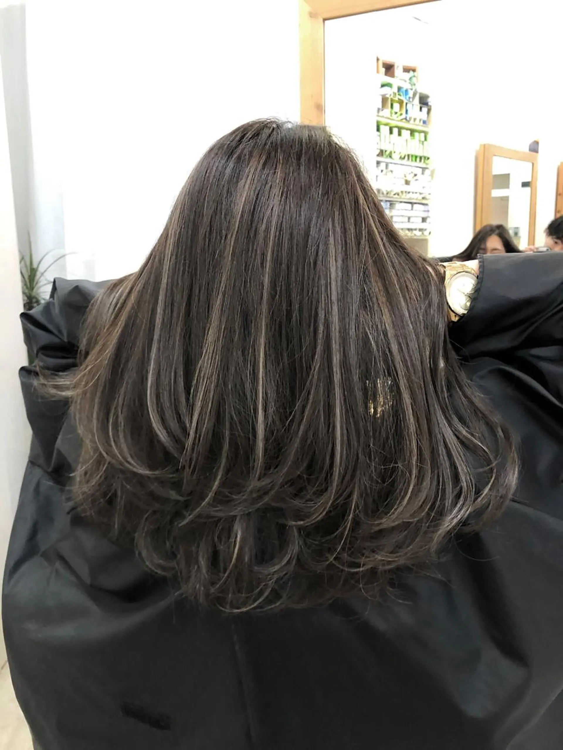 カラー ヘアカラー ショートヘア✨ 高橋大河のヘアスタイル