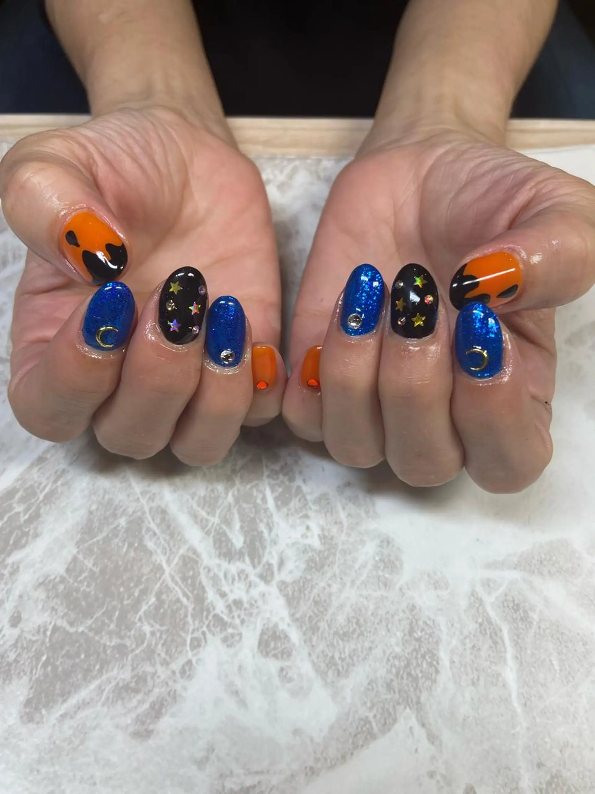 ミディアム ネイル ハロウィン ハロウィン ハンドネイル ネイルサロン ステラのネイルデザイン