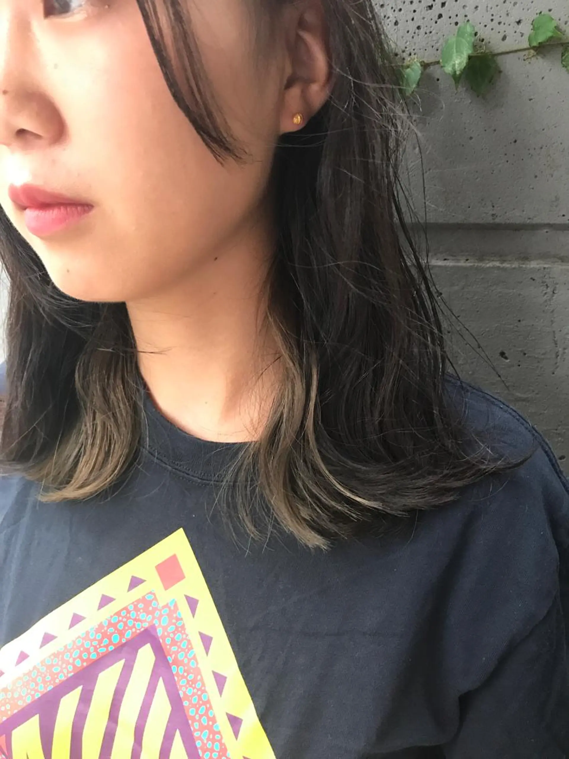 ミディアム カラー アクアカラー ベージュカラー 透明感カラー グレージュ ハイトーンカラー ヘアカラー トリートメント ショートカット🍃 岡元瑞貴のヘアスタイル