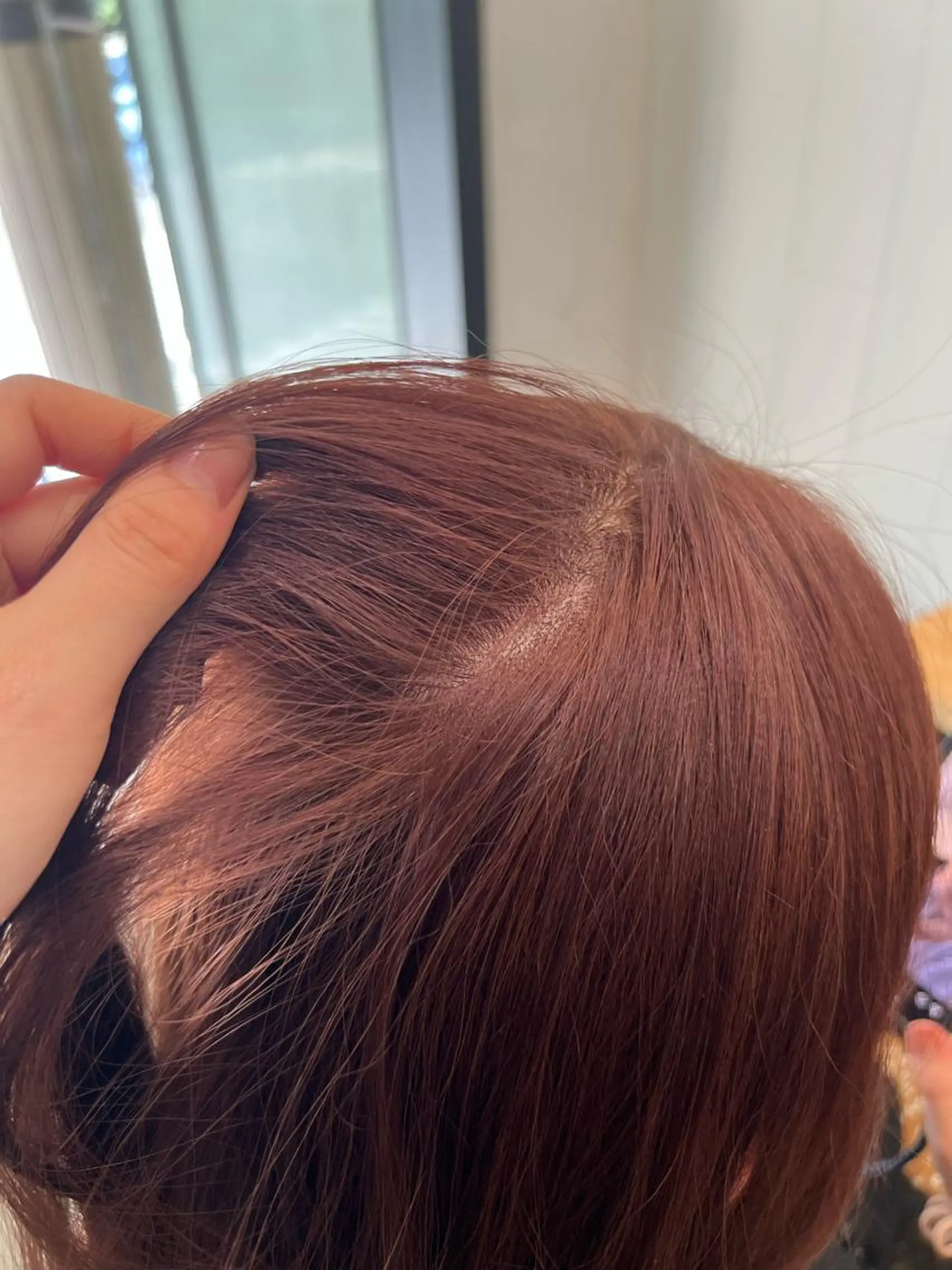 ミディアム カラー ベージュカラー 透明感カラー ピンクカラー ピンクベージュ ヘアカラー トリートメント Henrietta  自由が丘所属・ベージュ/ブリーチ無 し/透明感/石井佑季のヘアスタイル