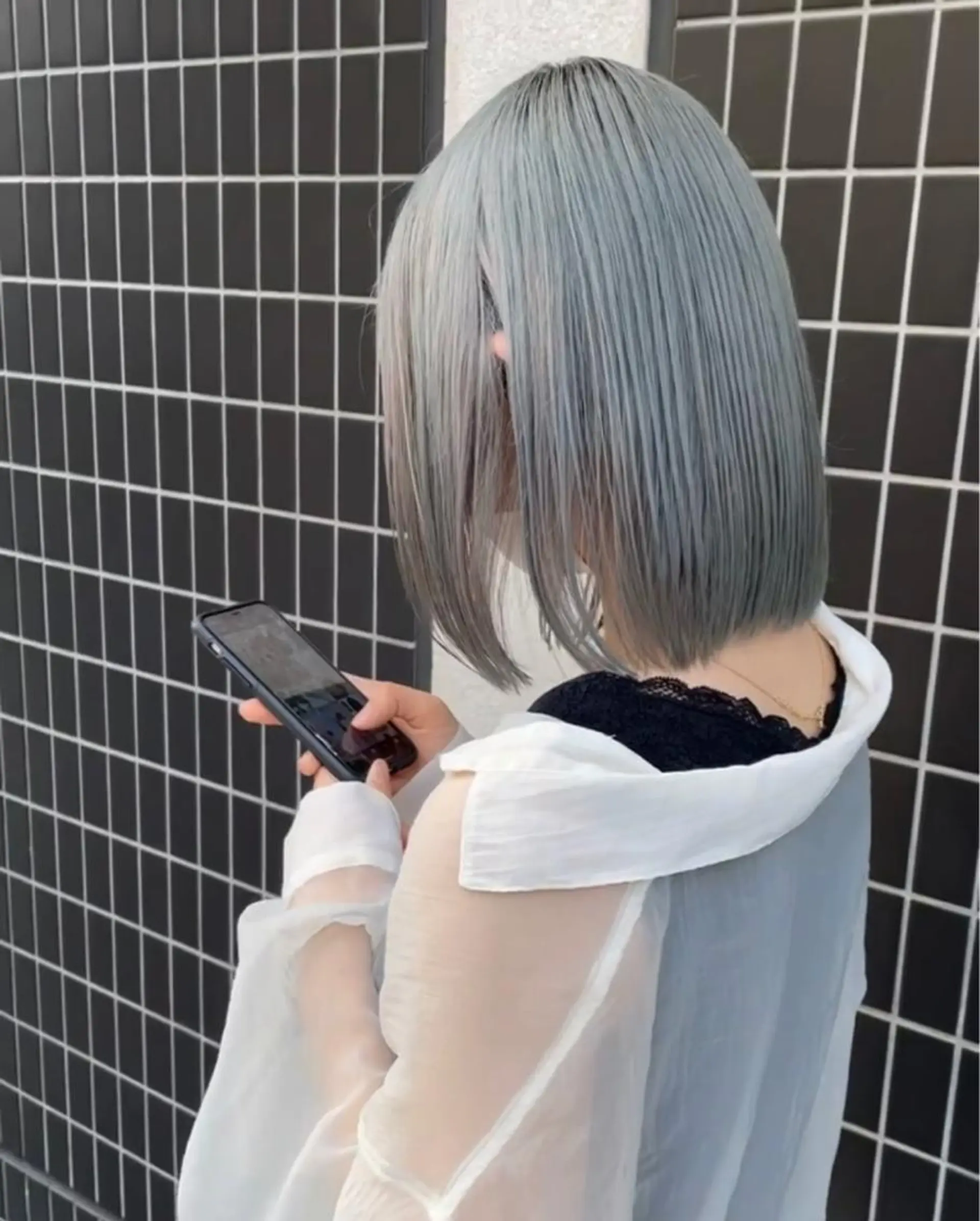 ショート inqまい/名古屋駅 🦋ブリーチカラーのヘアスタイル