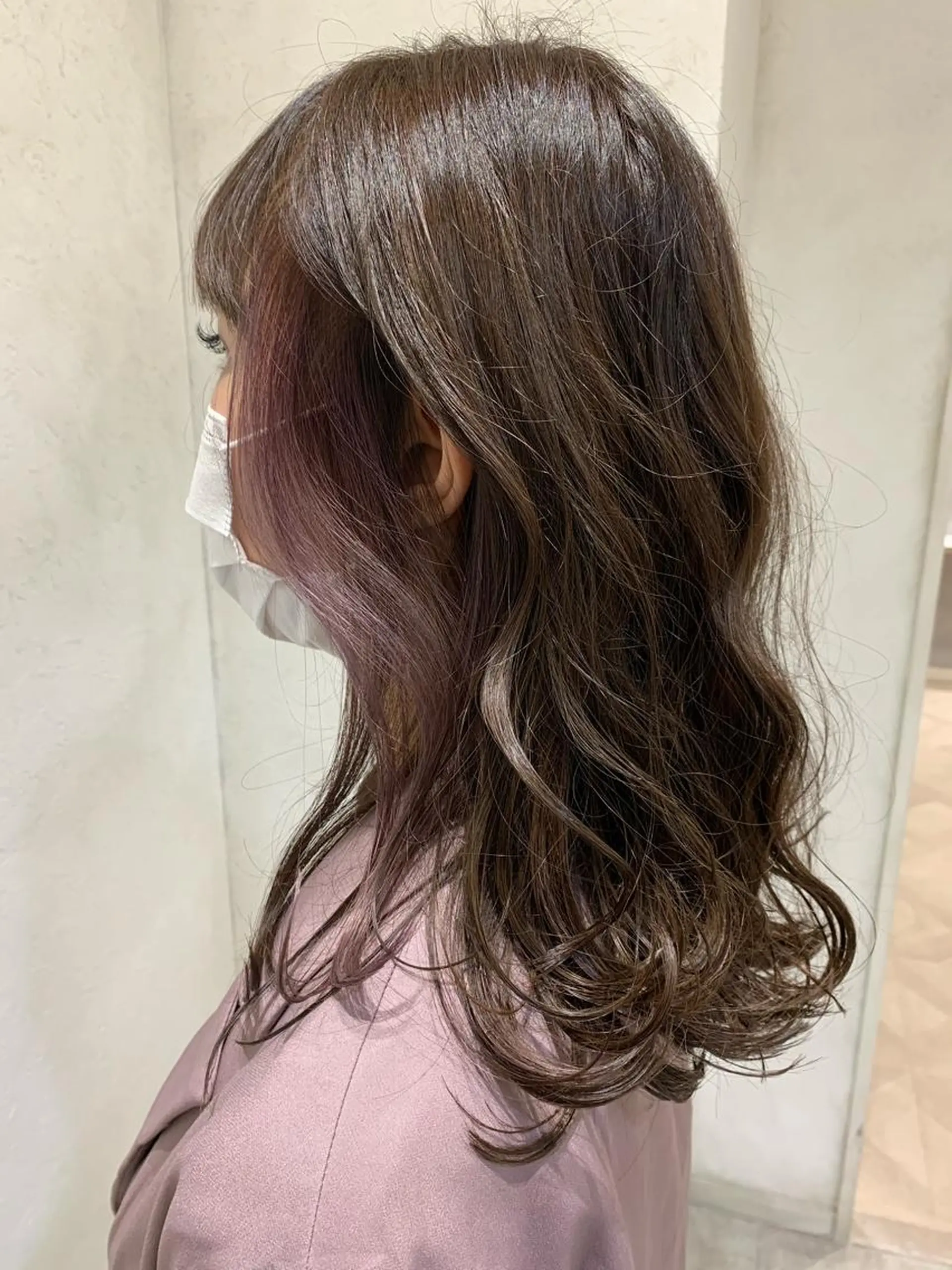 セミロング カラー ブリーチ グレージュ インナーカラー パープルカラー ima所属・メンズ大歓迎！ ima代表ニヘイのヘアスタイル