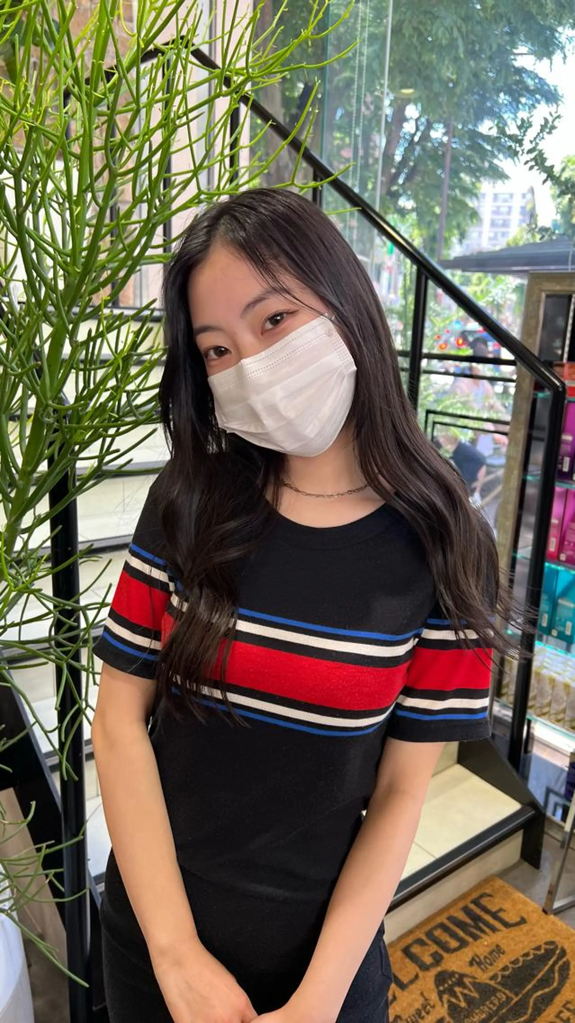 ロング カラー 韓国ネイル🤎 ワンホン🩷くれはのネイルデザイン