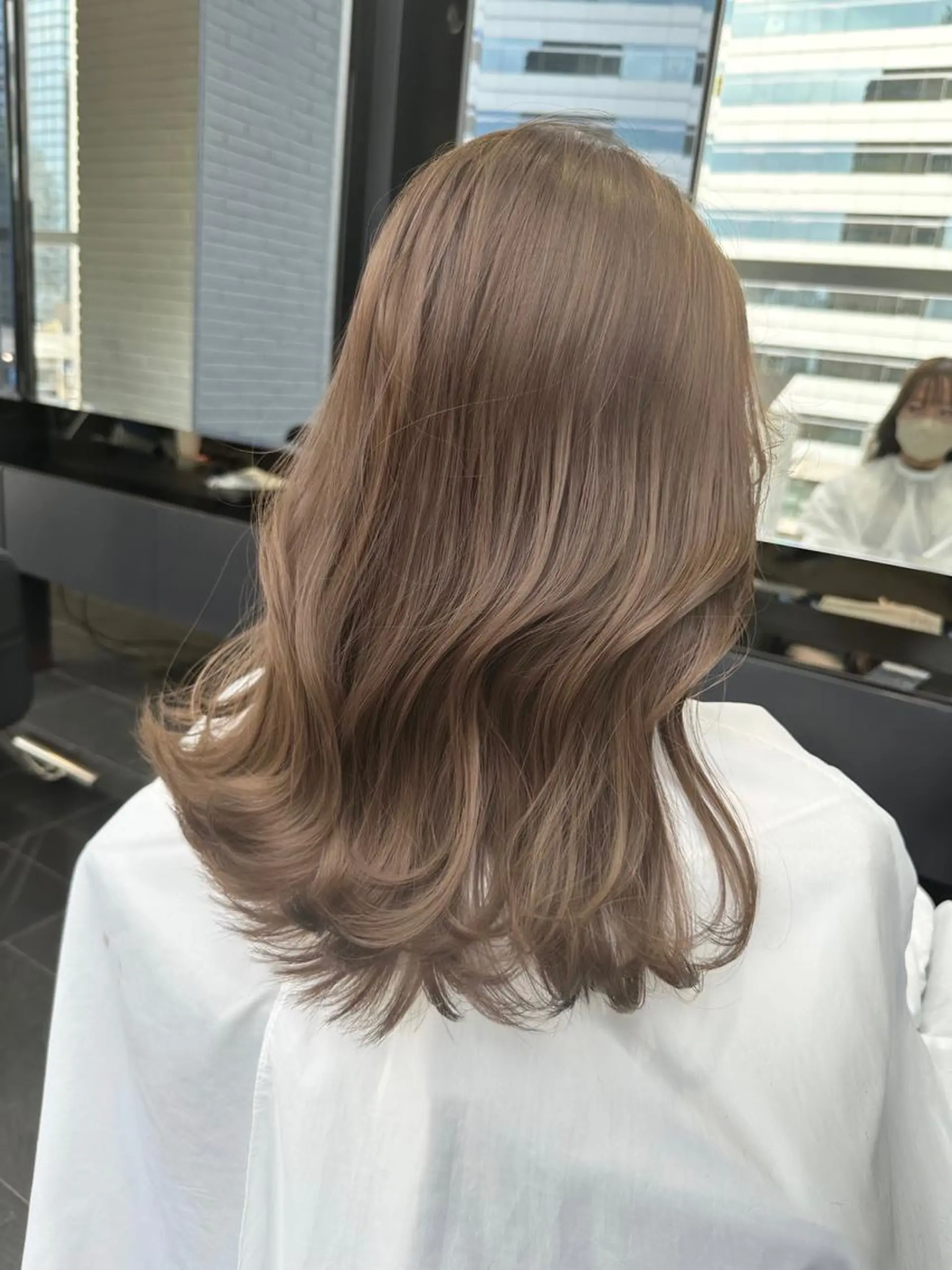 セミロング カラー ショートの匠 ✂️心斎橋・みねのヘアスタイル