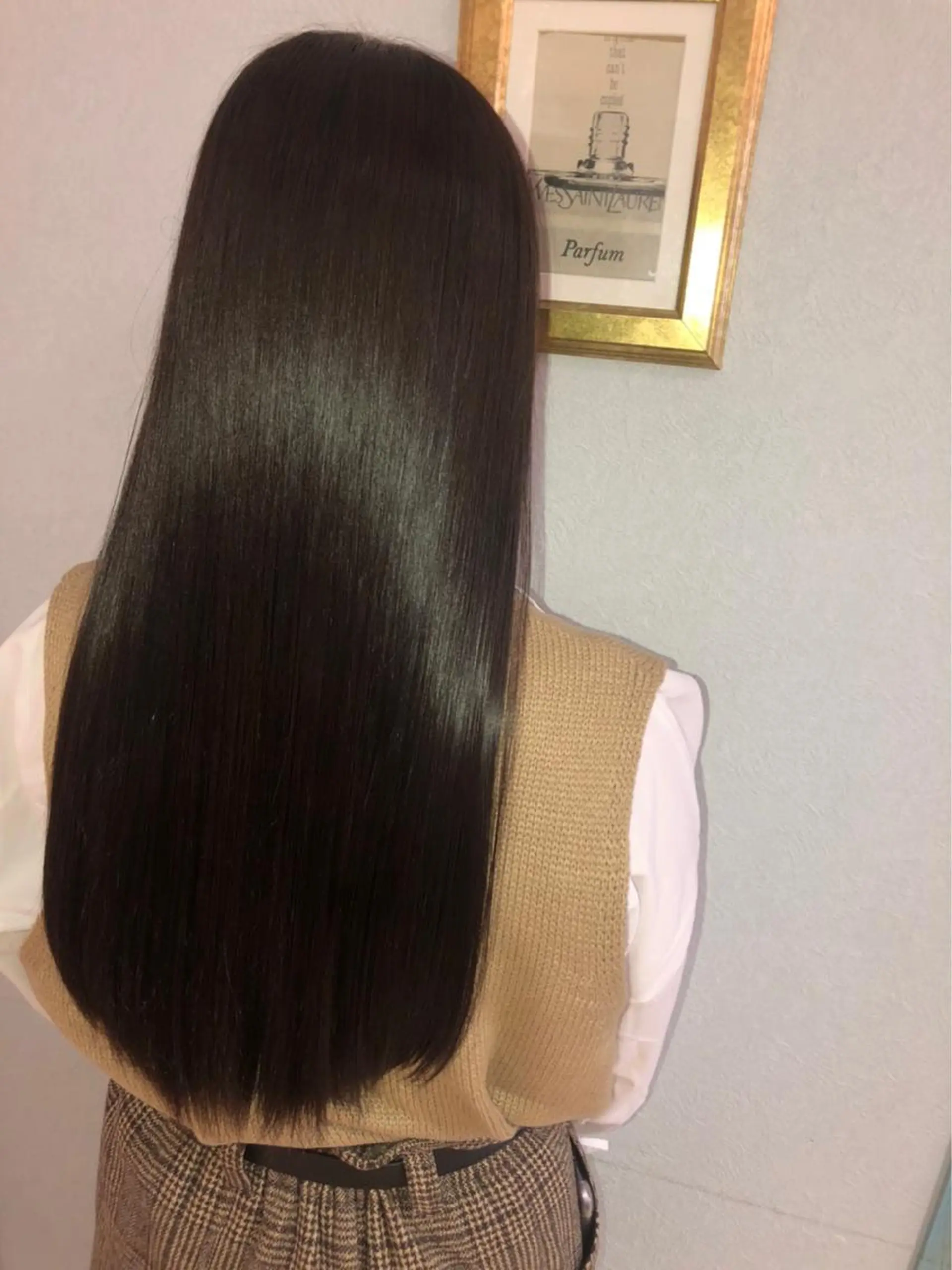 ロング 縮毛矯正 栗原 瑠世のヘアスタイル