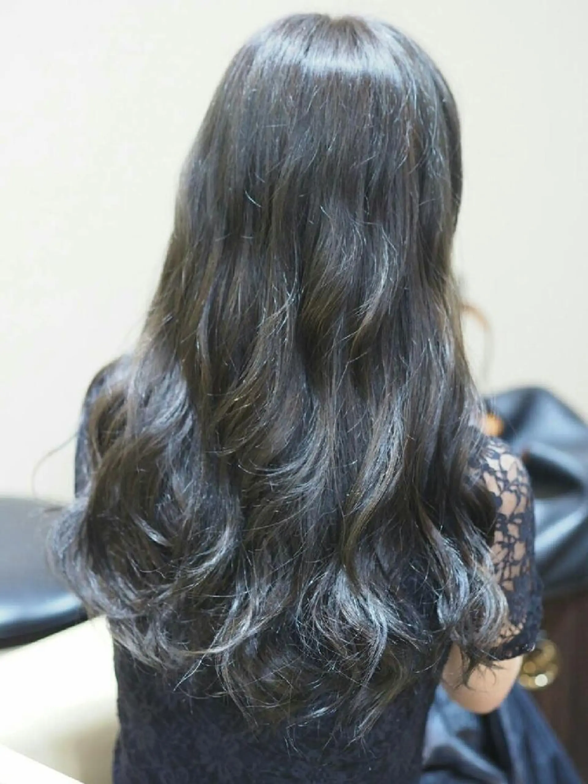 ロング カラー ブルーカラー ブルージュ Luxian所属・辻 竜也　のヘアスタイル