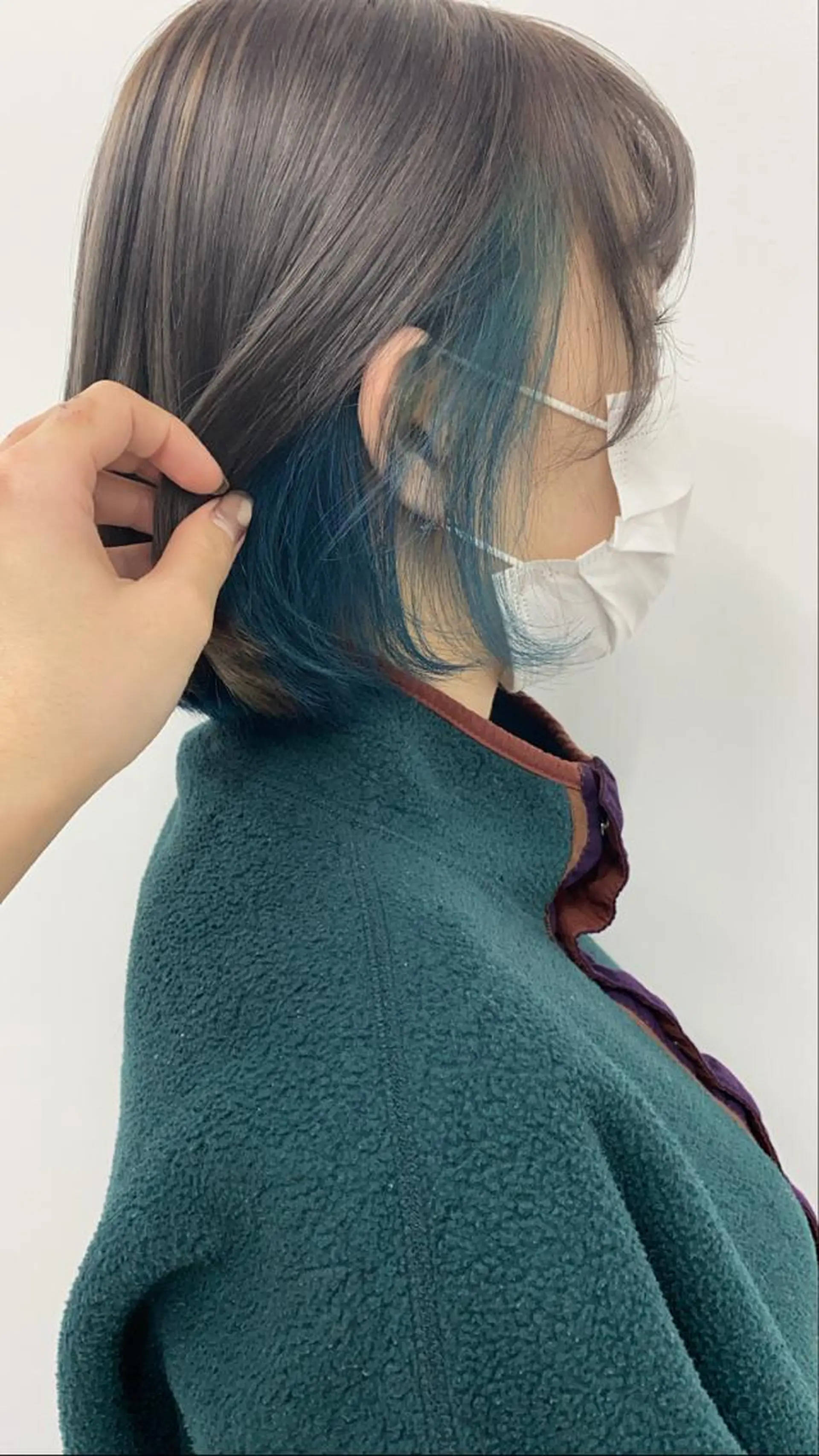 セミロング カラー ブルーカラー レイヤー/ハイトーン 🧸SENAのヘアスタイル