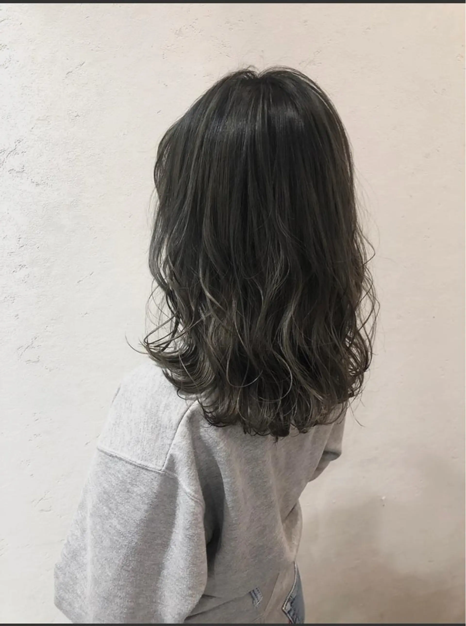 ミディアム カラー 縮毛矯正×韓国ヘア 🇰🇷小笠原のヘアスタイル