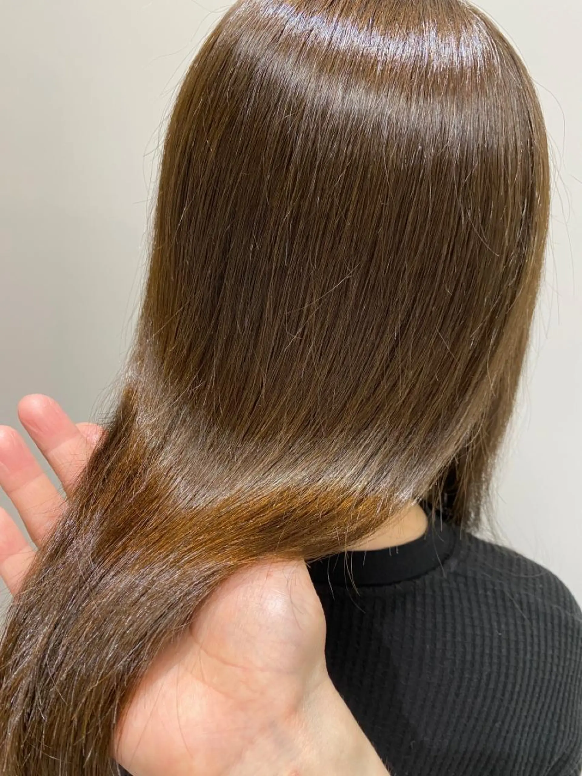 セミロング カラー トリートメント 髪質改善・育髪サロンABELIA所属・大西 敦之のヘアスタイル