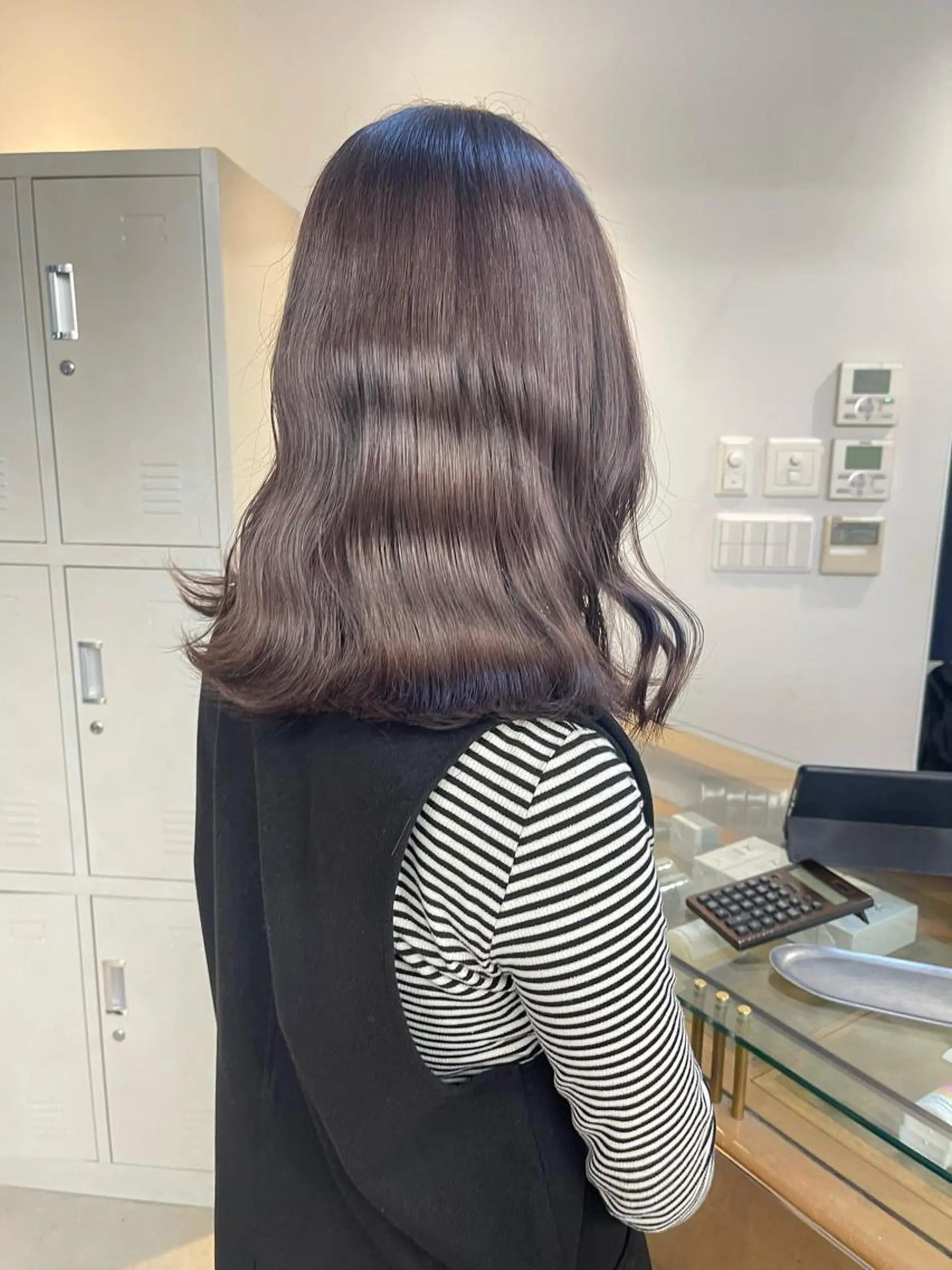 ミディアム カラー ブリーチ パープルカラー ヘアカラー トリートメント 渋谷ケアブリーチ Suuのヘアスタイル