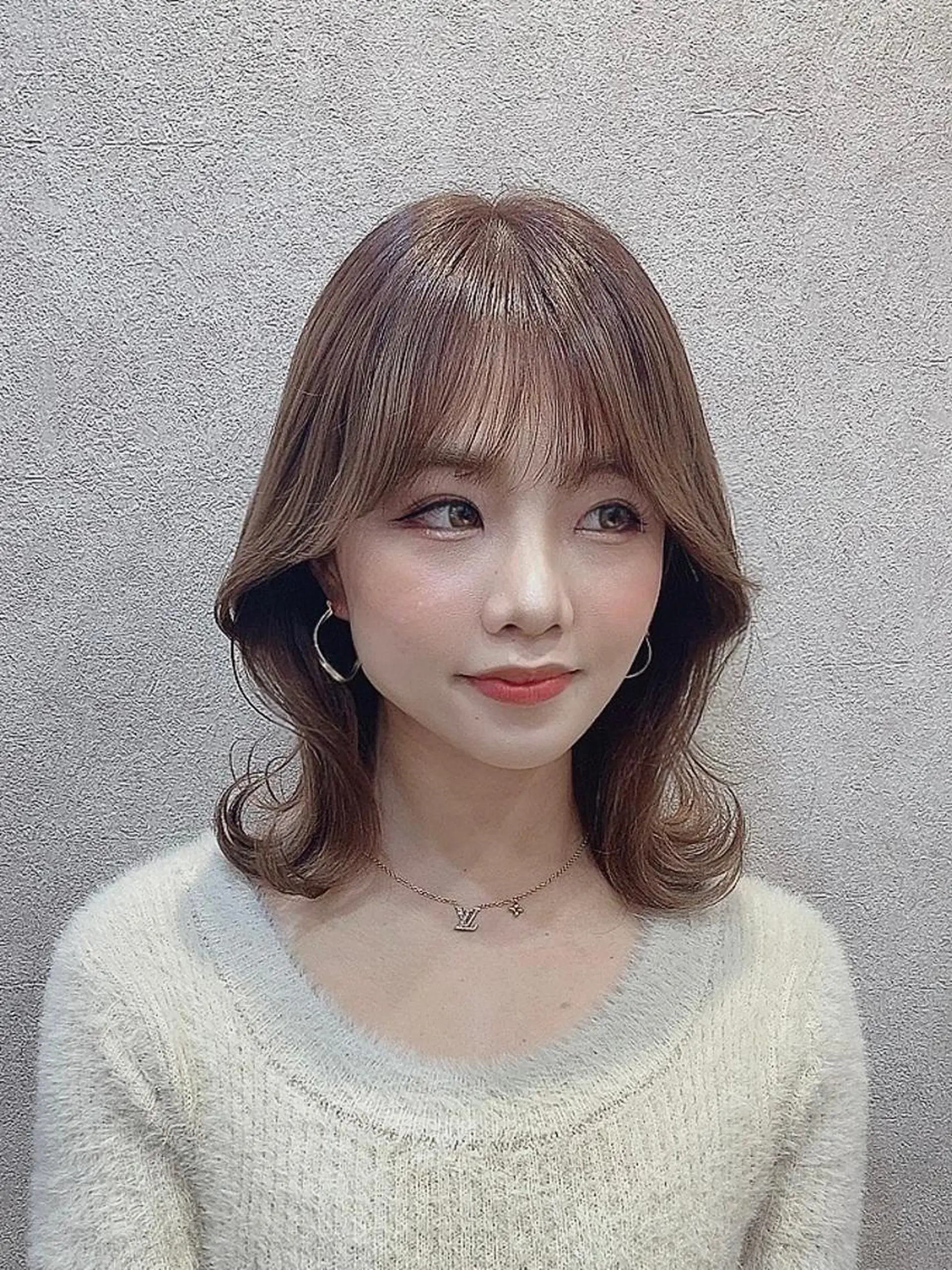 セミロング カラー 顔周りカット 韓国風ヘア 🩷韓国ヘア/レイヤ ー🩷Maikaのヘアスタイル