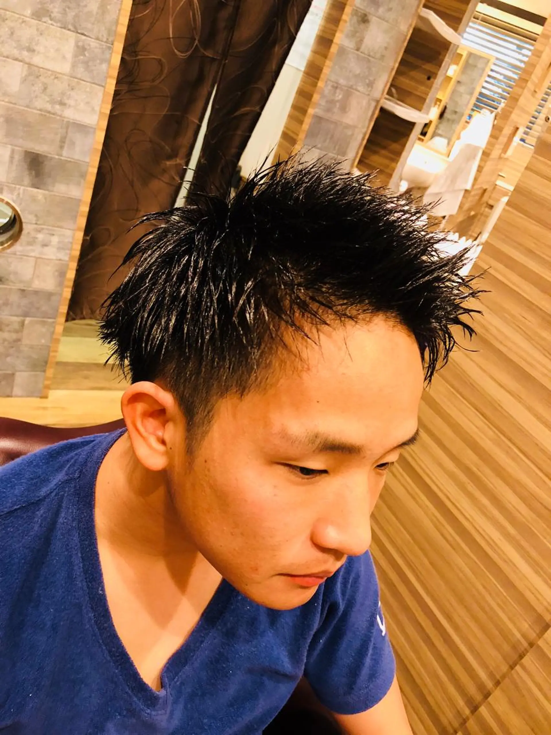 ショート メンズ スパイキーショート ショートヘア 立野 椋大のヘアスタイル