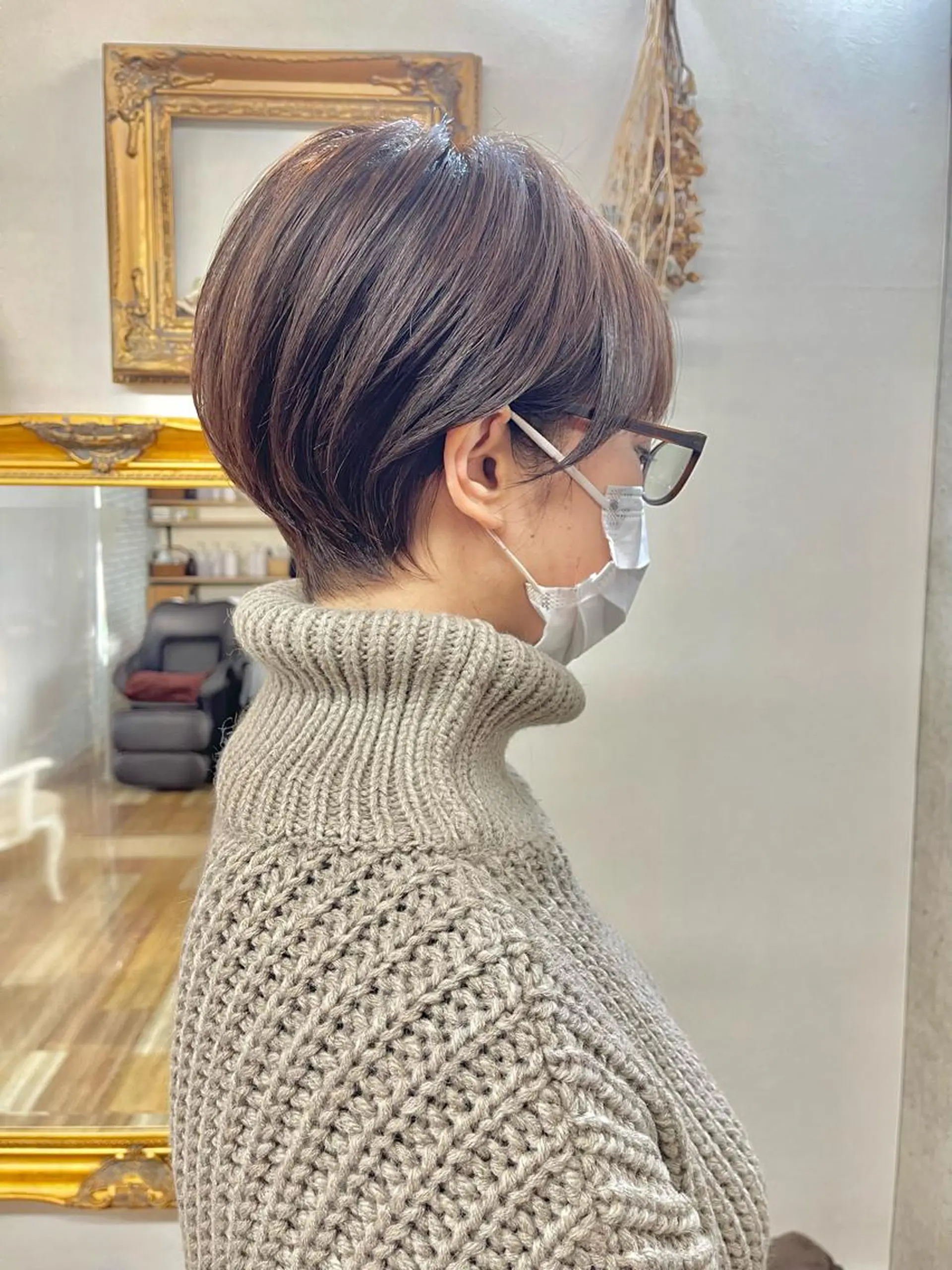 ショート 及川 光のヘアスタイル