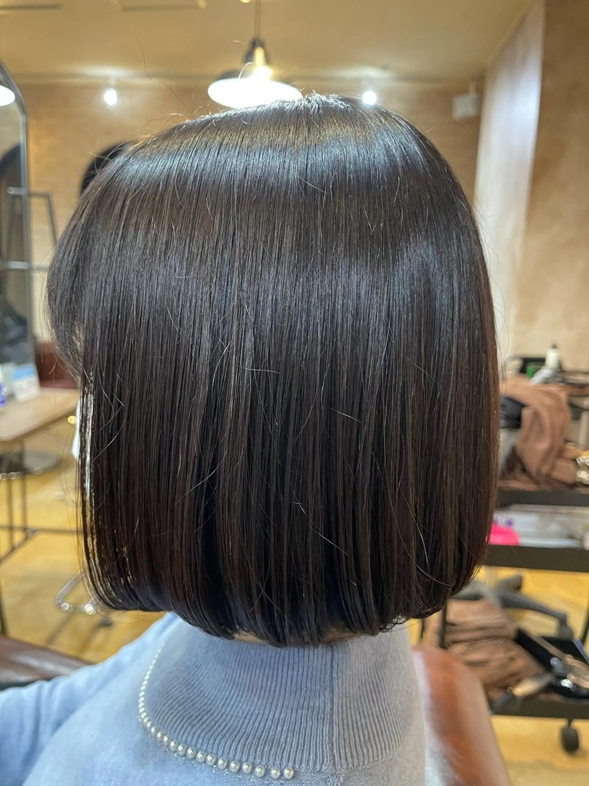 ショート ボブ カット ヘアカラー トリートメント antica YOSHIのヘアスタイル