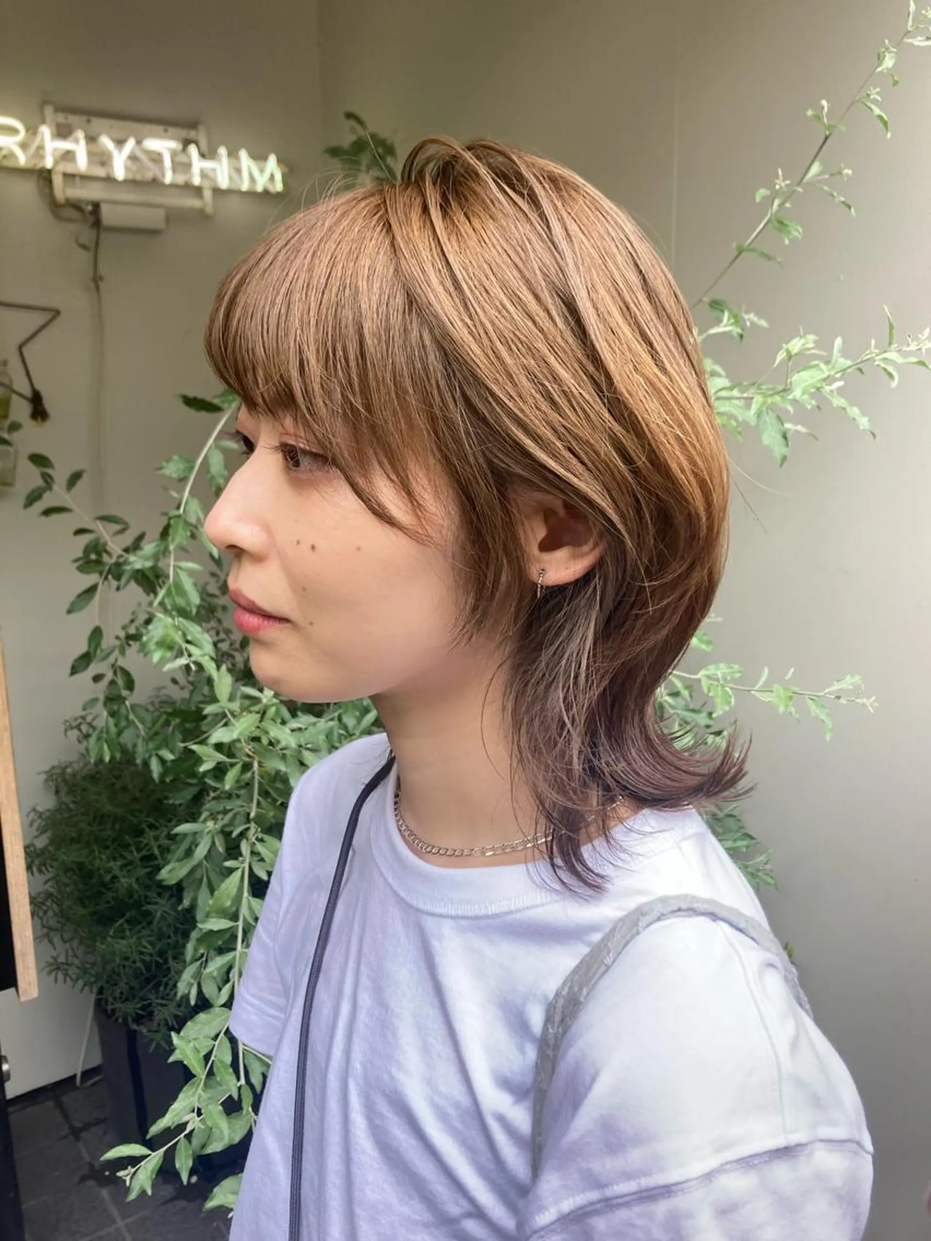 ミディアム カラー ミディアムパーマ ブリーチ デザインカラー グレージュ インナーカラー ✂︎岡根 京花✂︎のヘアスタイル