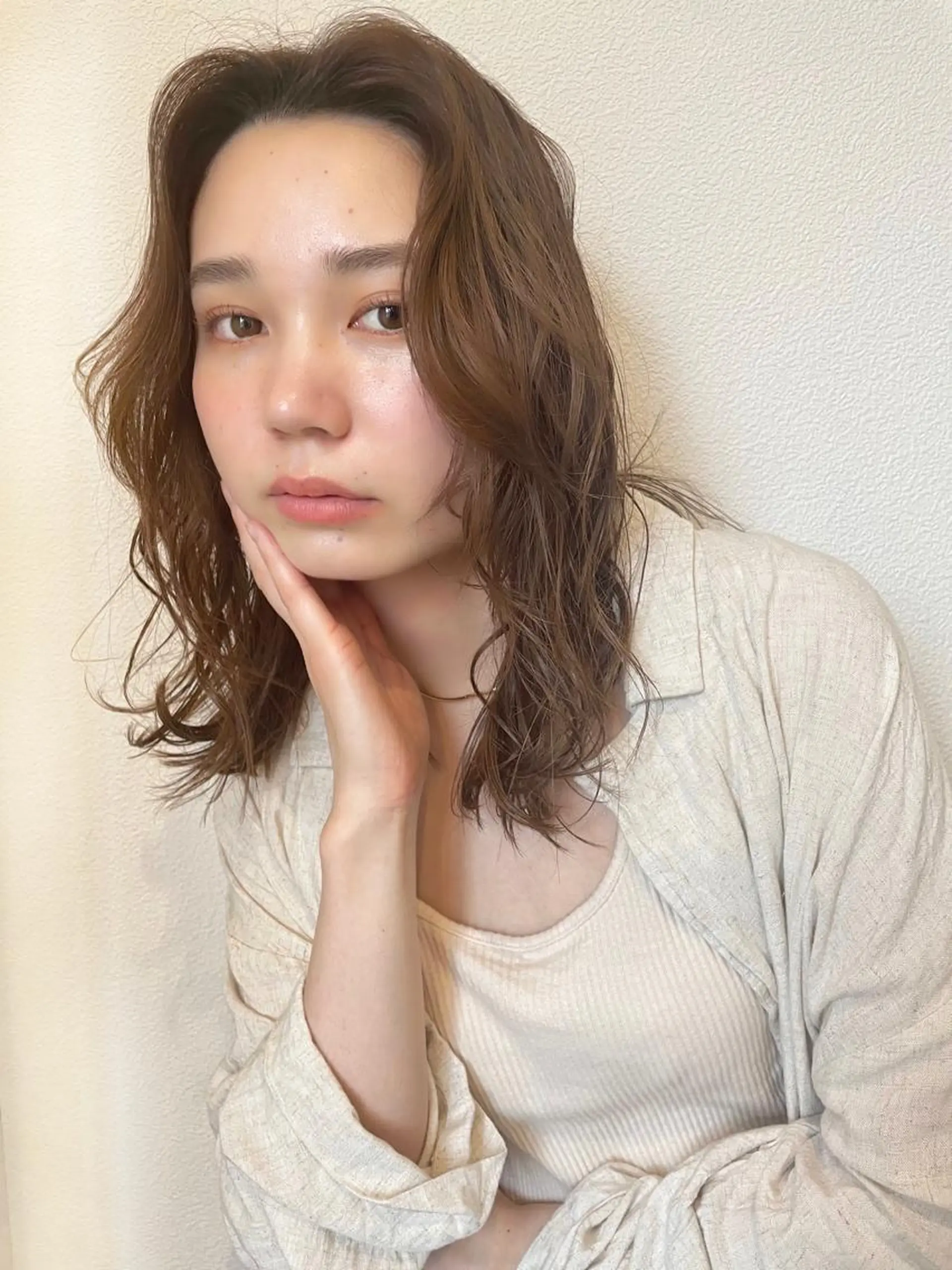 ミディアム カラー パーマ 🩰オリーブ/ ベージュ松本咲花🩰のヘアスタイル