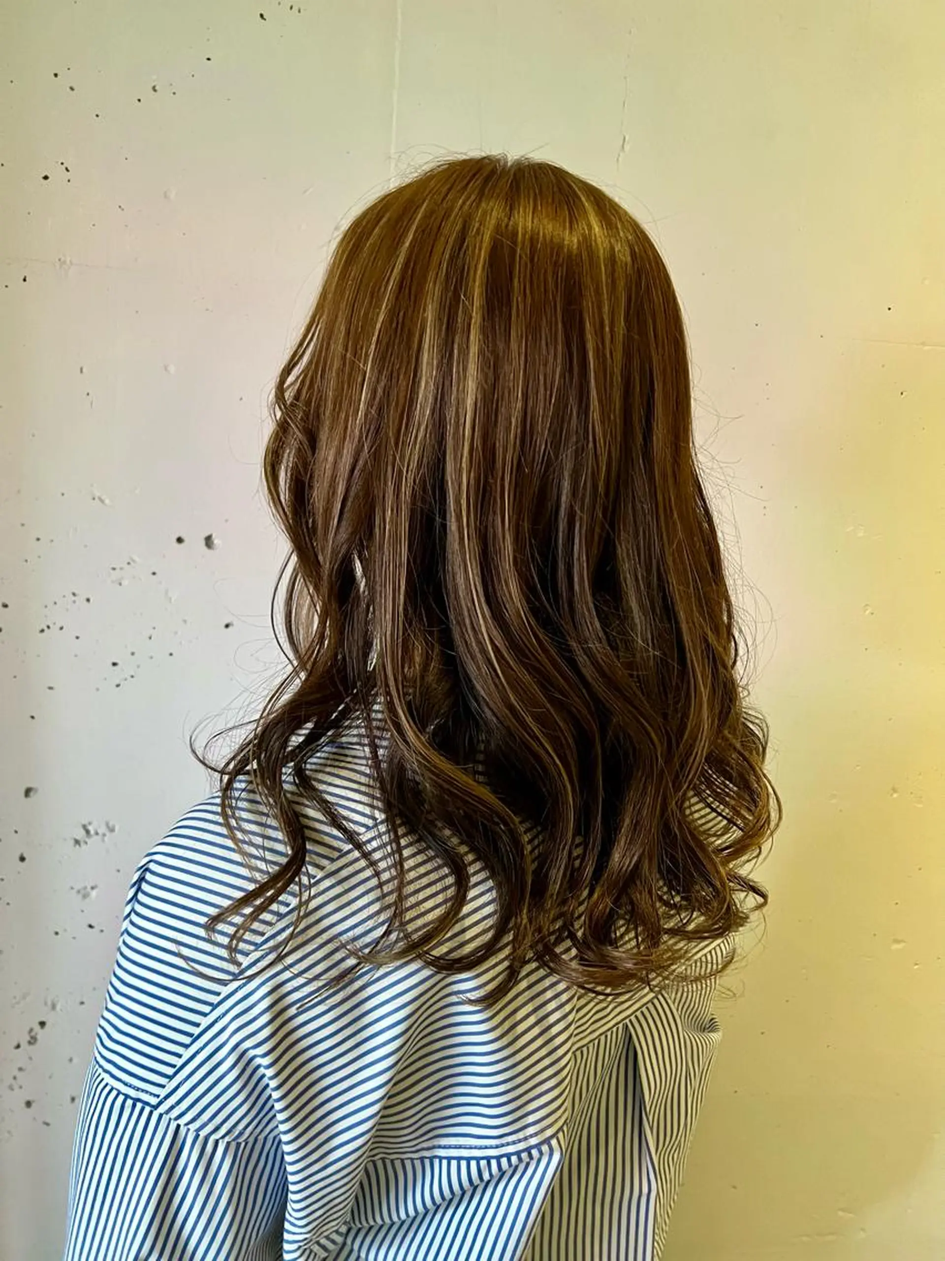 セミロング カラー ハイライトカラー ハイライト ヘアカラー トリートメント ヘッドスパ カラースペシャリスト しょう🧑🏼‍🎨のヘアスタイル