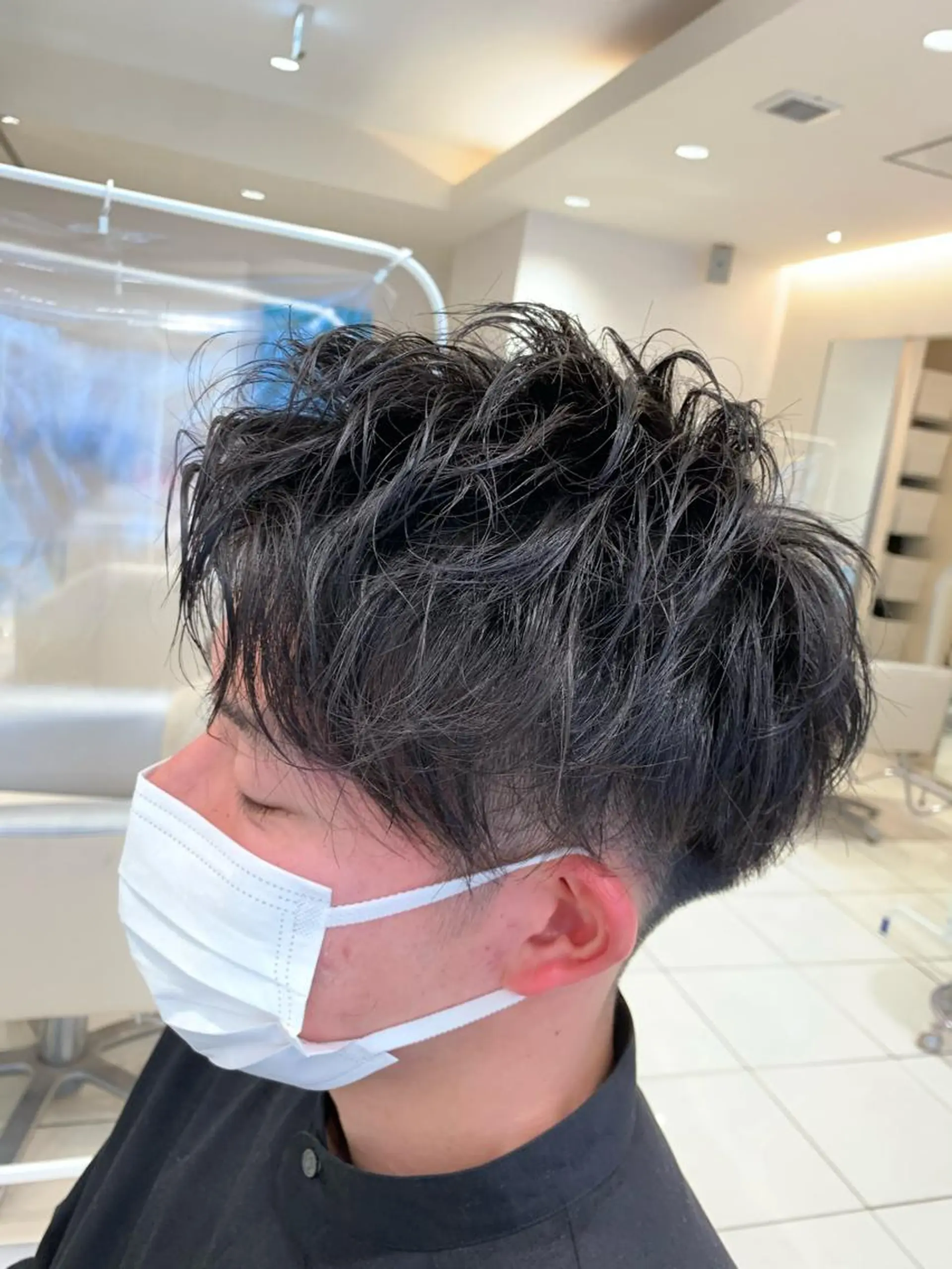 パーマ メンズ MODEks eau 佐藤優志のヘアスタイル