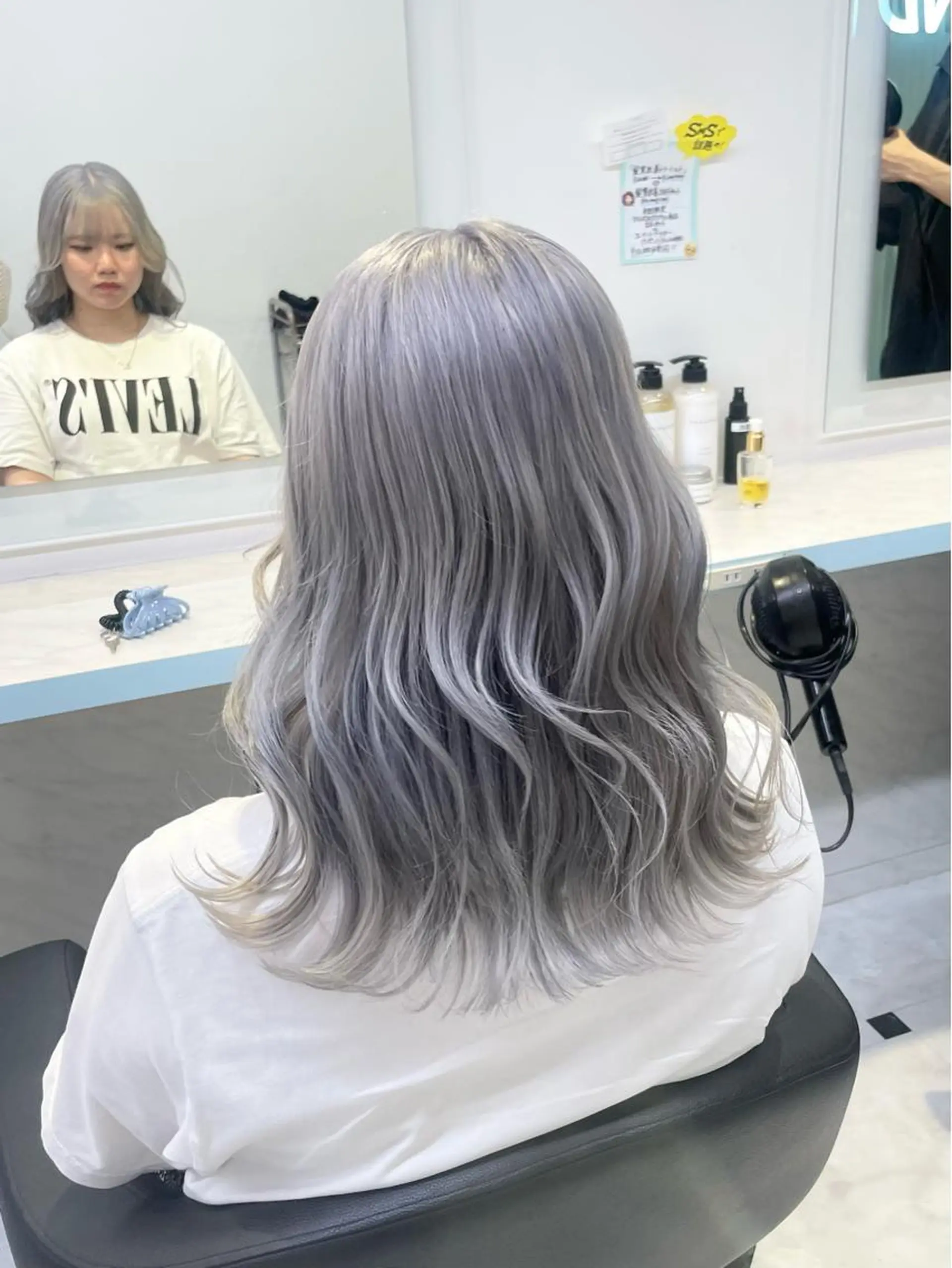 ロング カラー 🛼ミルクティー / MEI🛼のヘアスタイル