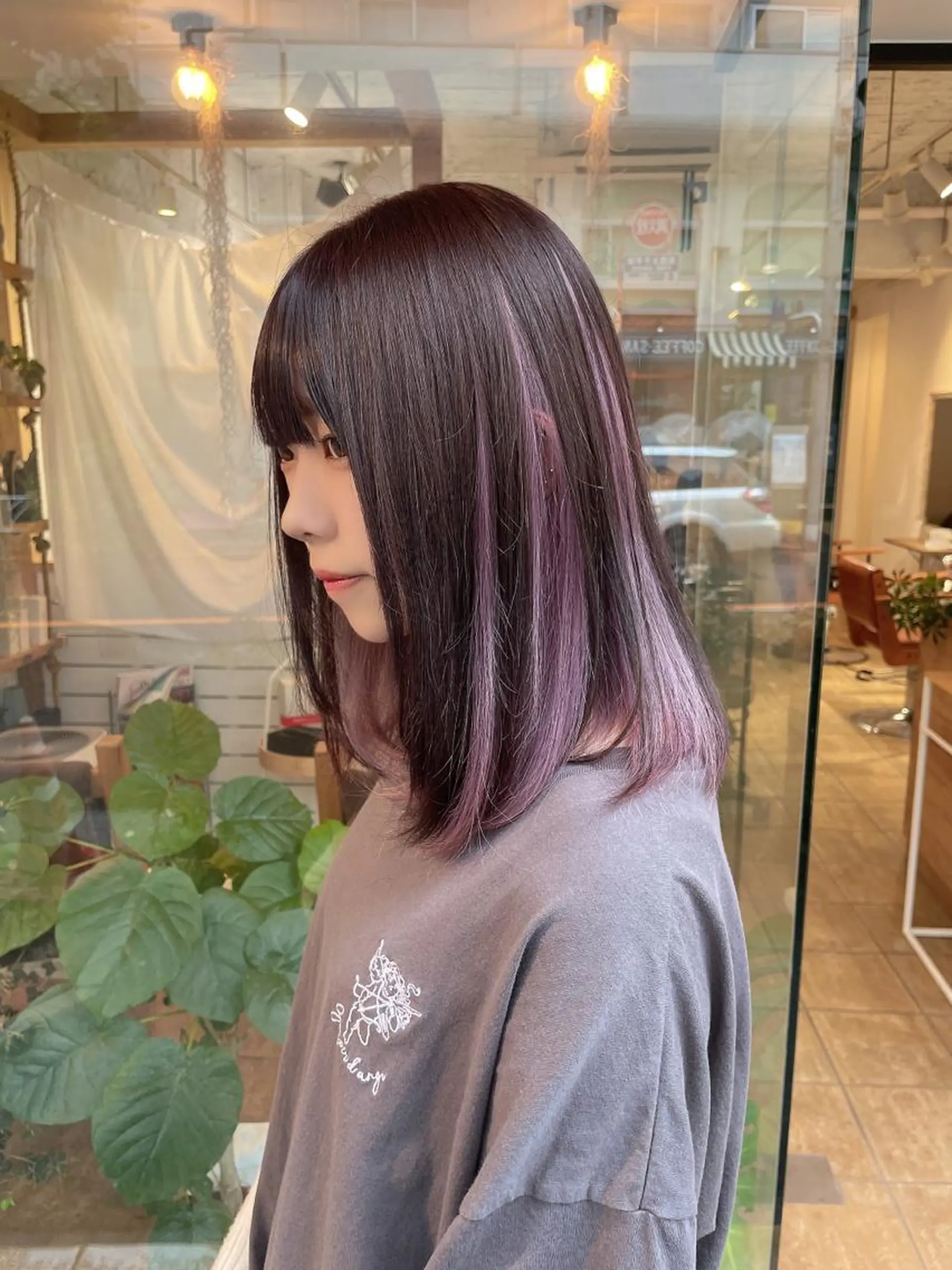 ミディアム カラー ブリーチ ラベンダーカラー ピンクカラー ピンクラベンダー ヘアカラー トリートメント ヘアアレンジ にいた　かづしげのヘアスタイル
