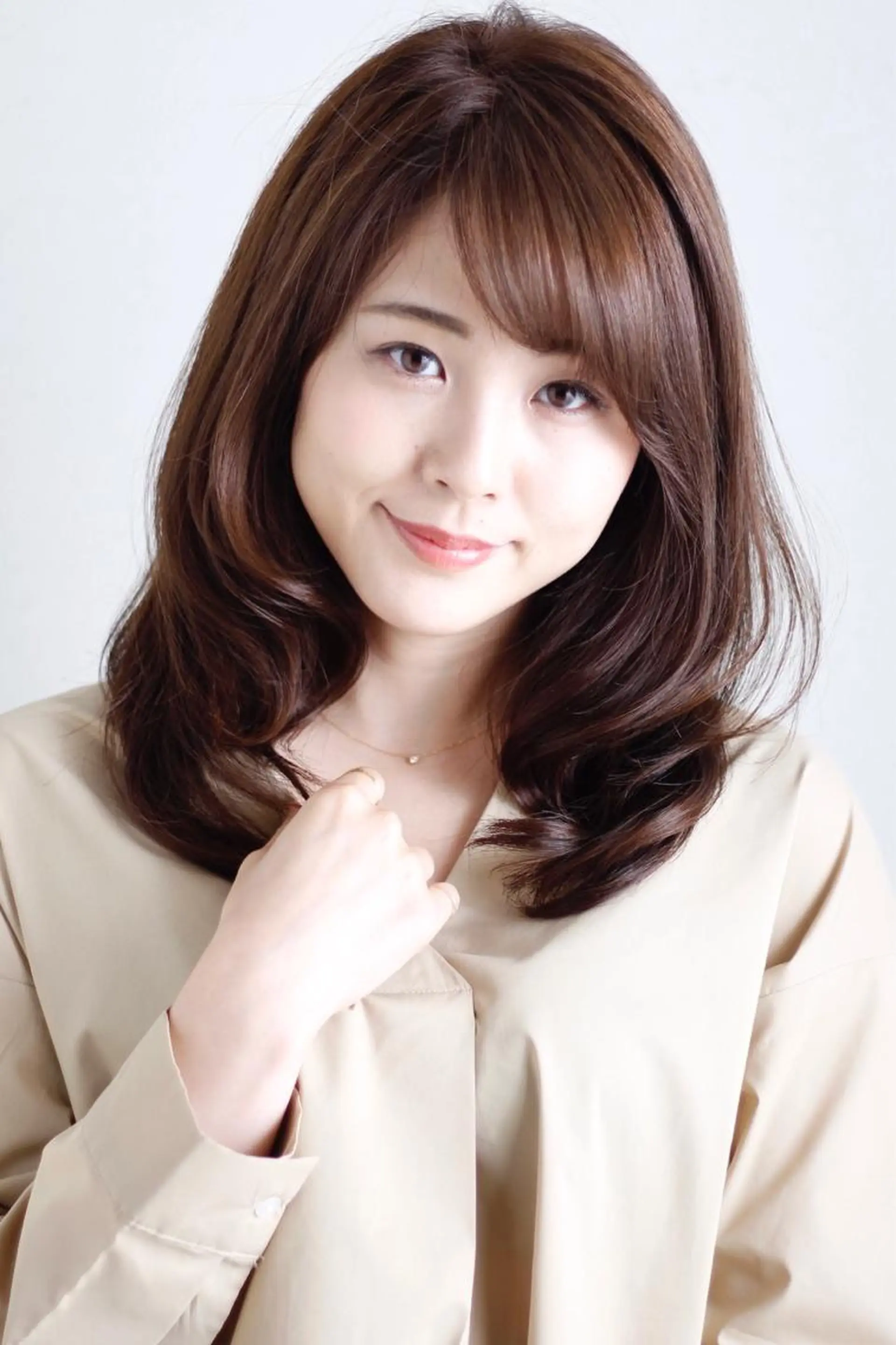 ミディアム カラー パーマ ヘアアレンジ 艶カラー🩶縮毛矯正 辻紗耶加のヘアスタイル