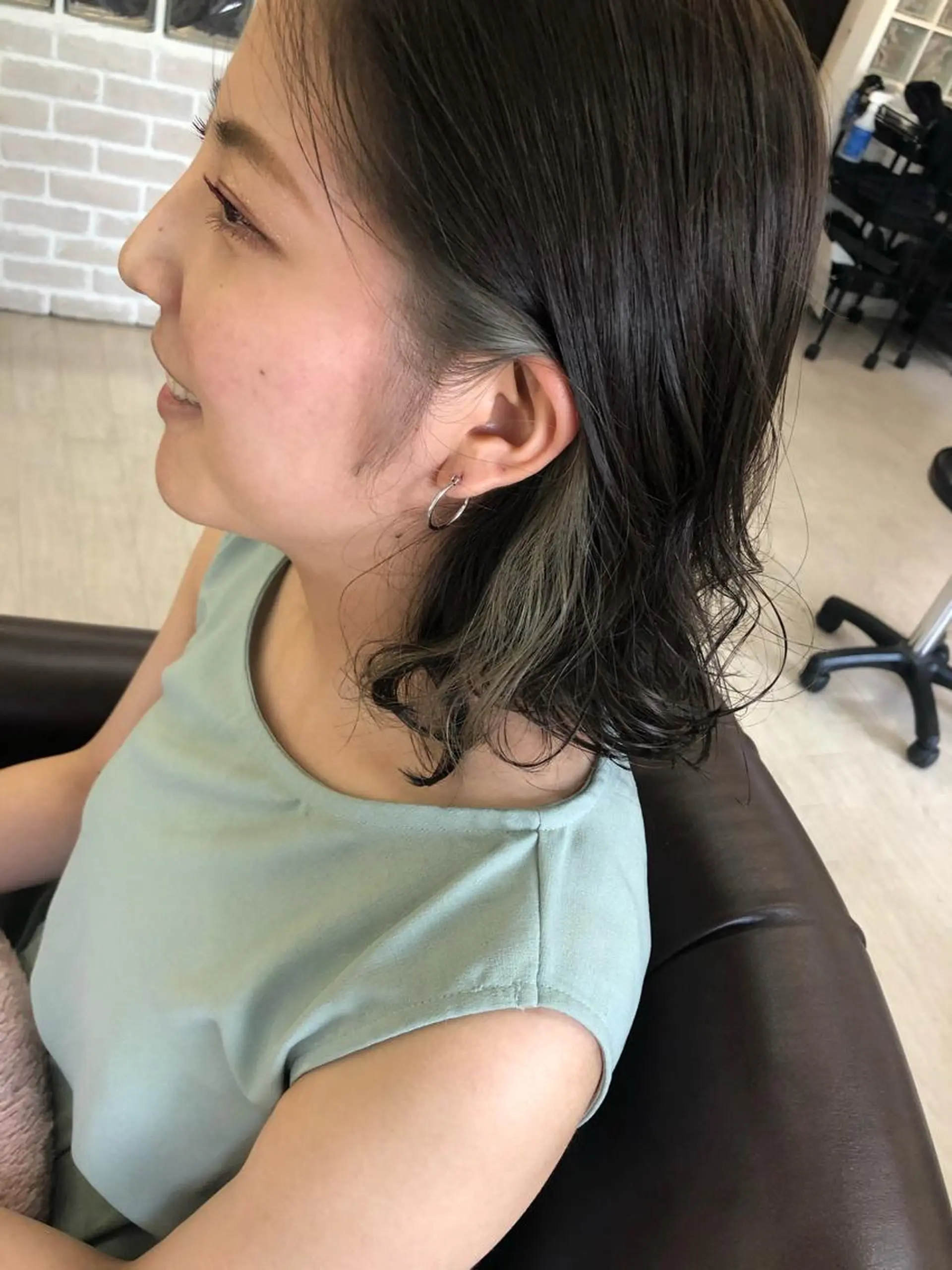 ミディアム カット ヘアカラー トリートメント ヘアセット Aujua ソムリエ 勝又舞夏のヘアスタイル