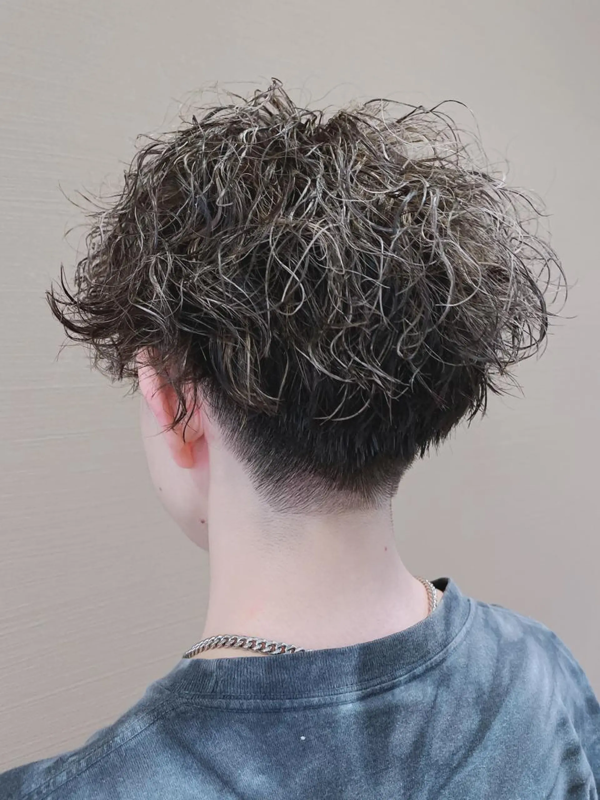 パーマ メンズ メンズハイライト カット パーマ トリートメント Hair Design Lima所属・魅力引き出しUP😉 ✂︎吉田尚矢✂︎のヘアスタイル